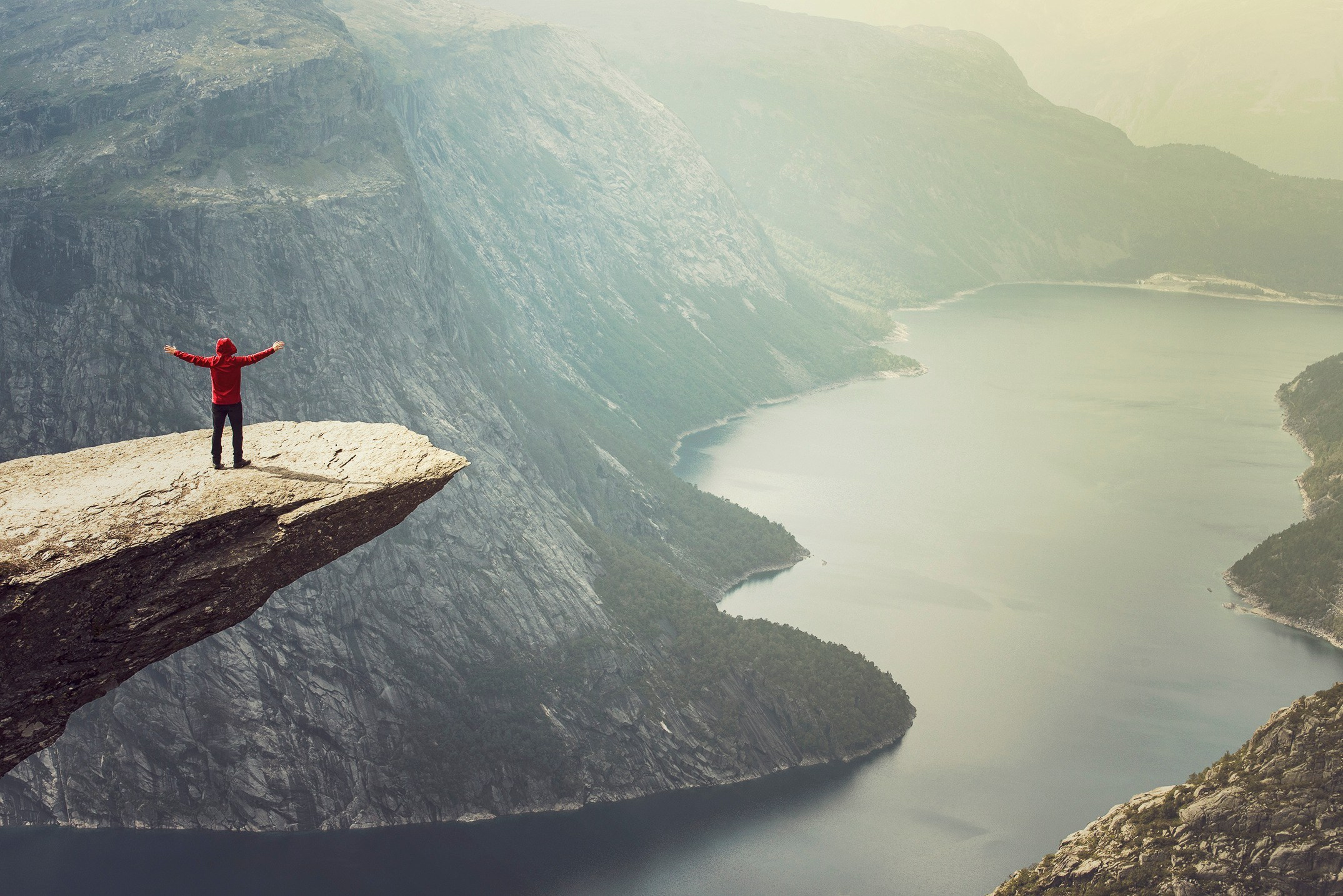 Профессиональный фотограф из Казани. Спортивный и репортажный фотограф Рустам Афлятунов в Казани