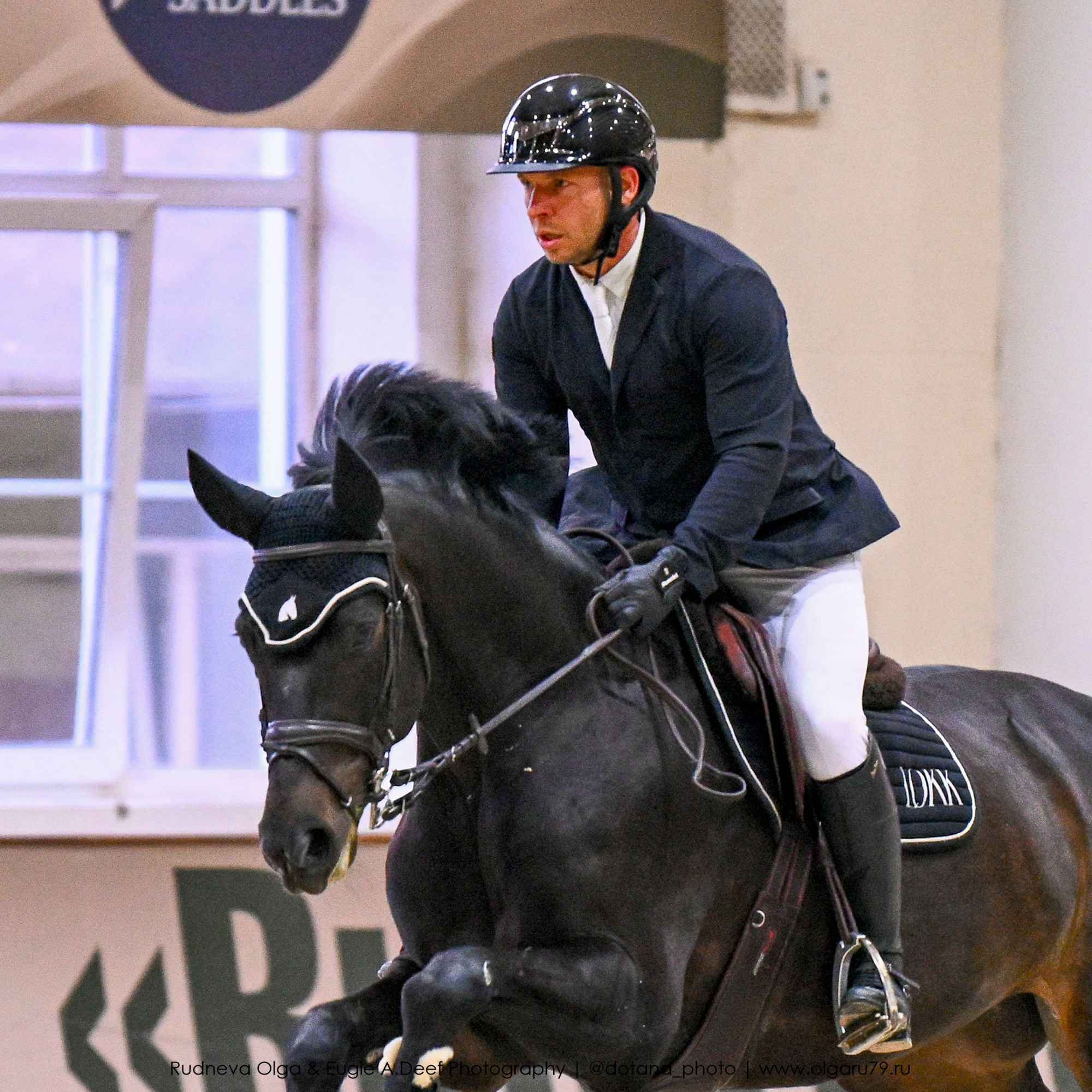 2025.10.26 — КСК Виват, Россия! конкур. ТУРНИРНАЯ КОННАЯ ФОТОГРАФИЯ, Руднева Ольга и Евгений Адеев
