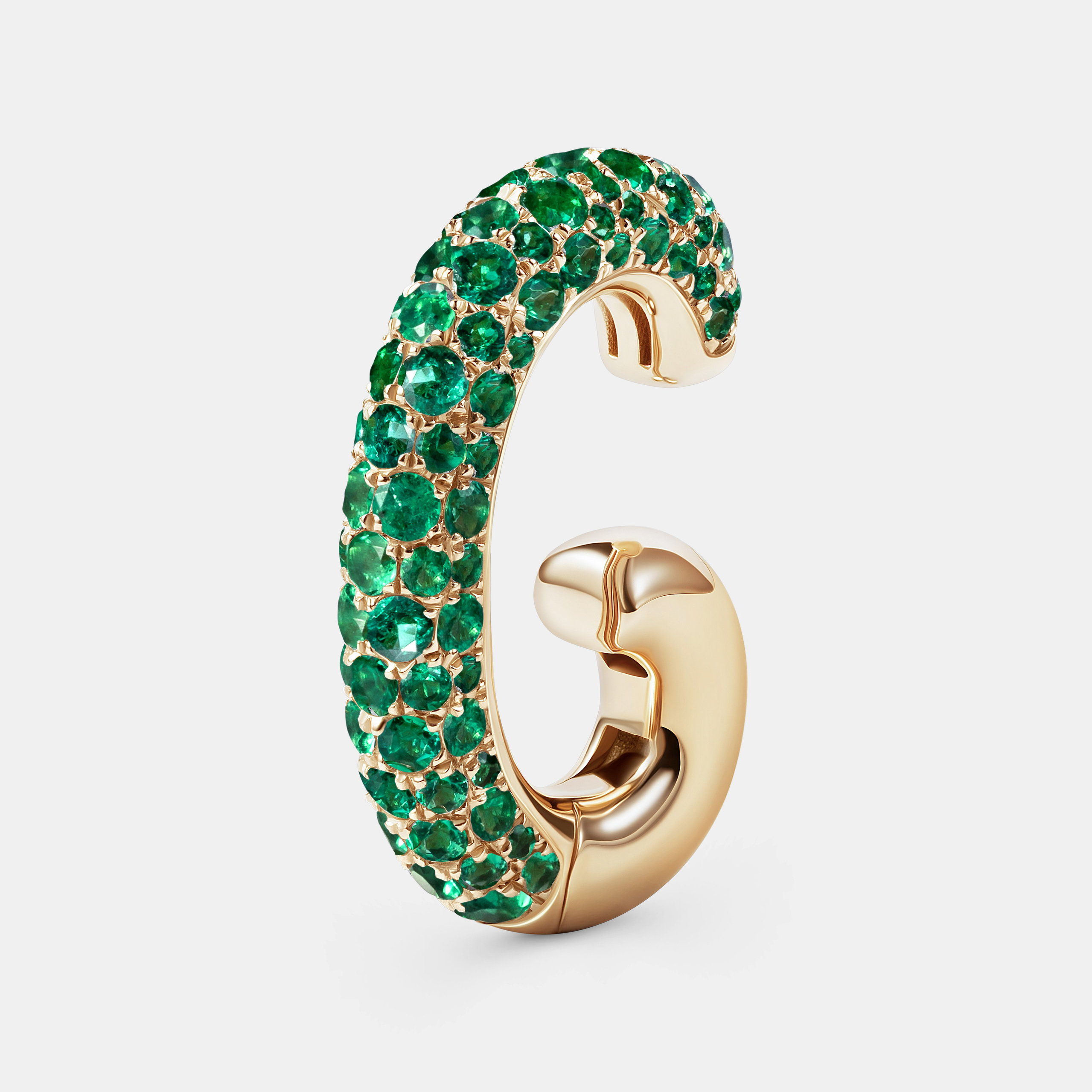 Cuffs. Retoucher Olga Bogdanova