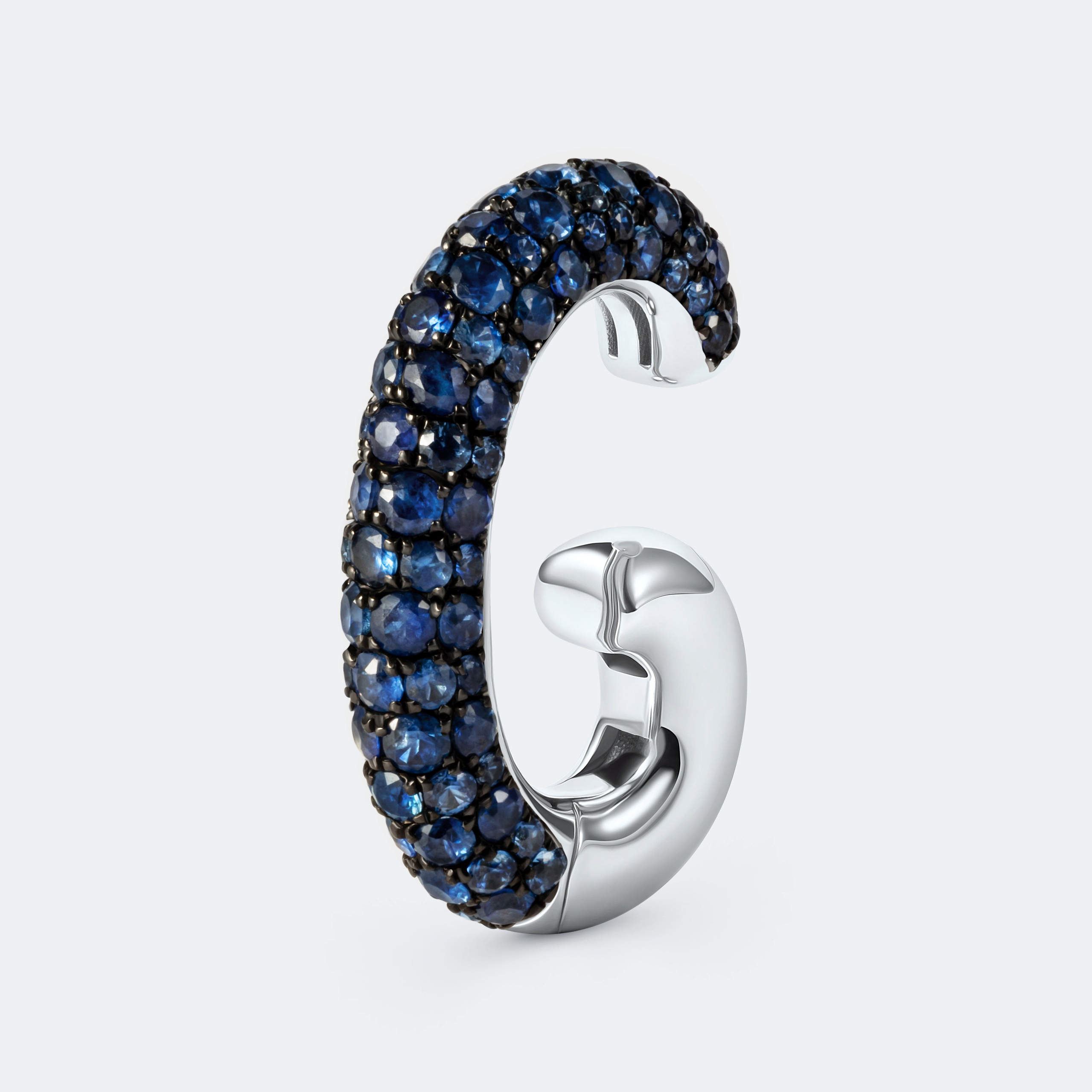 Cuffs. Retoucher Olga Bogdanova