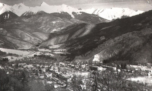 Красная Поляна до Олимпиады. Инструкторы по горным лыжам Сочи Красная Поляна. Горнолыжная школа