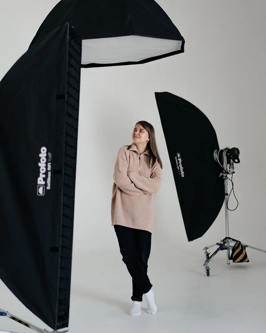 Services. Hello! I’m Aleksandra, a photographer in Busan, South Korea