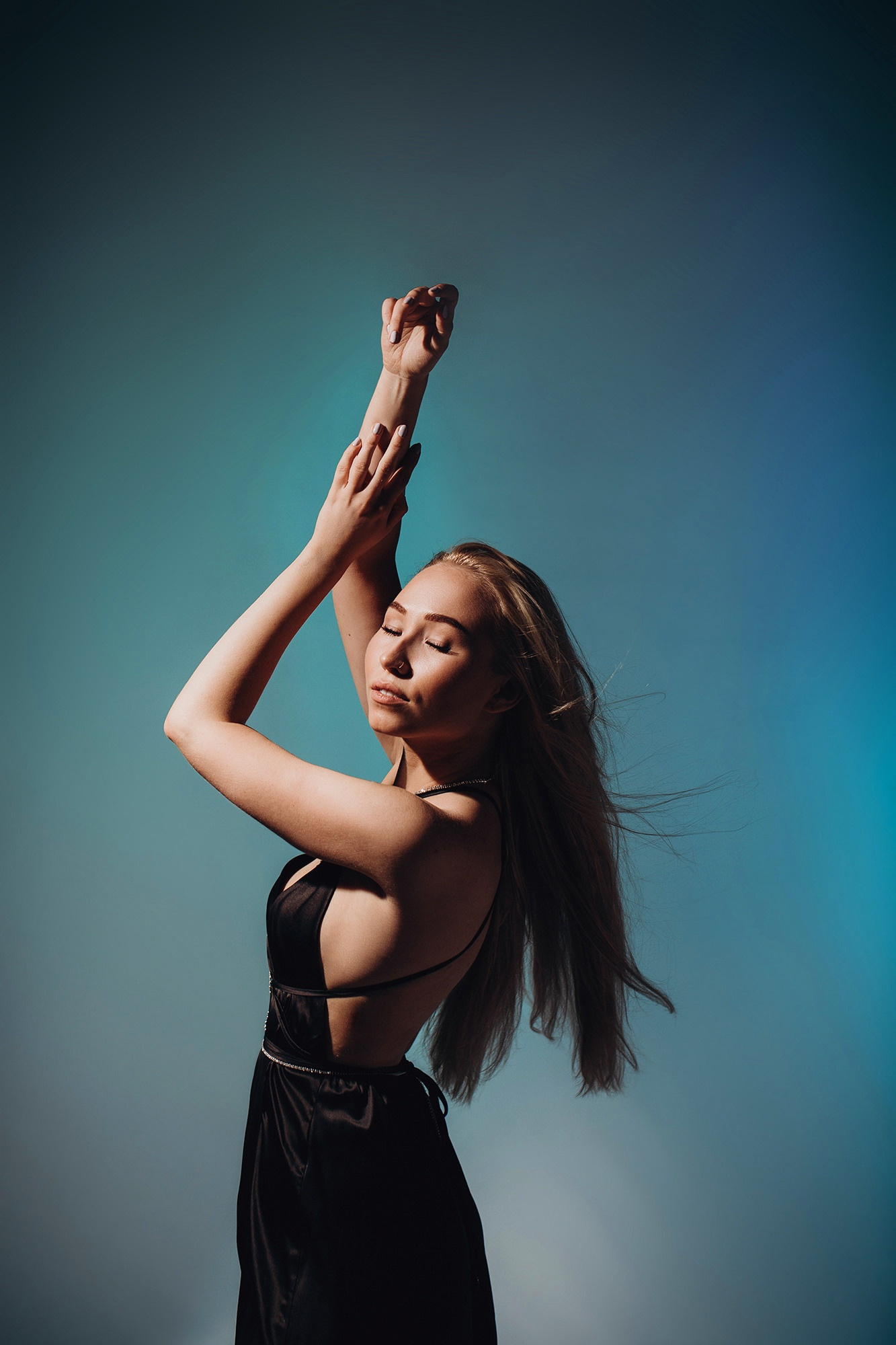 Студийный фотограф. Свадебный и портретный фотограф