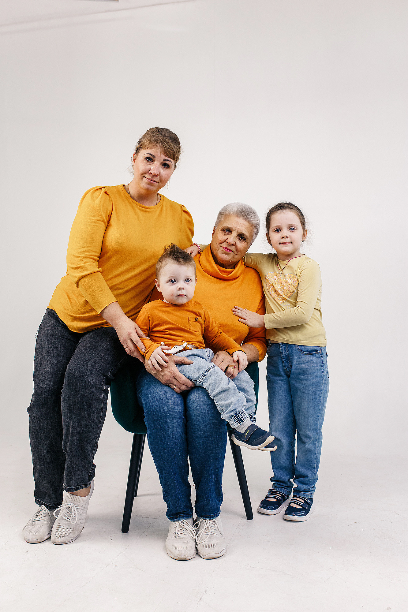 Фотодень «МАМЫ» в стиле VOGUE. Фотограф  Уфа, Москва, Казань, Питер Ильдар Кудабаев