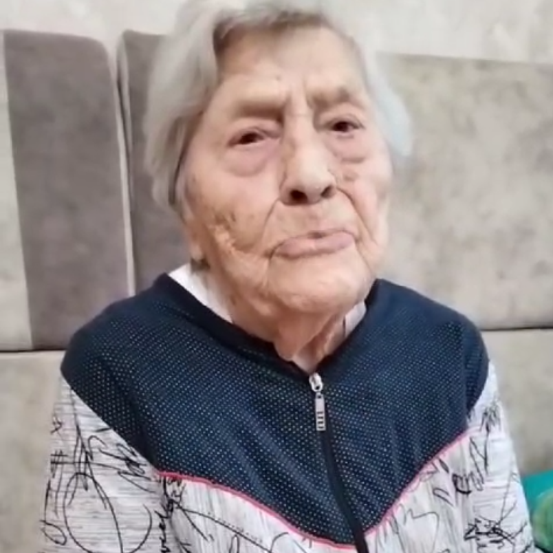 Легенда о Стальной Бабушке