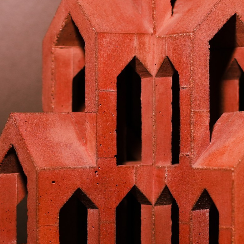 Кирилл Филатов Скульптура «Красный дом». Декор для дома