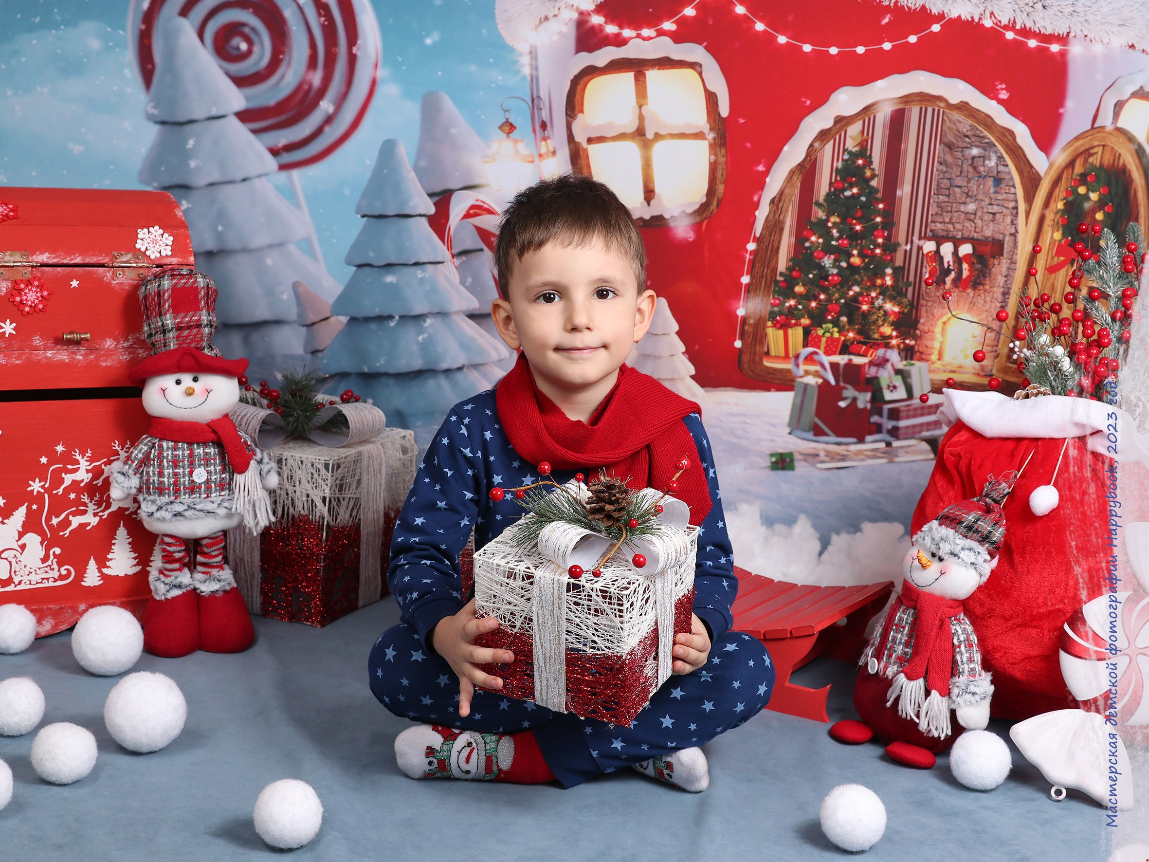 Почта деда Мороза. Детский фотограф в Алматы, виньетки, выпускной альбом Алматы