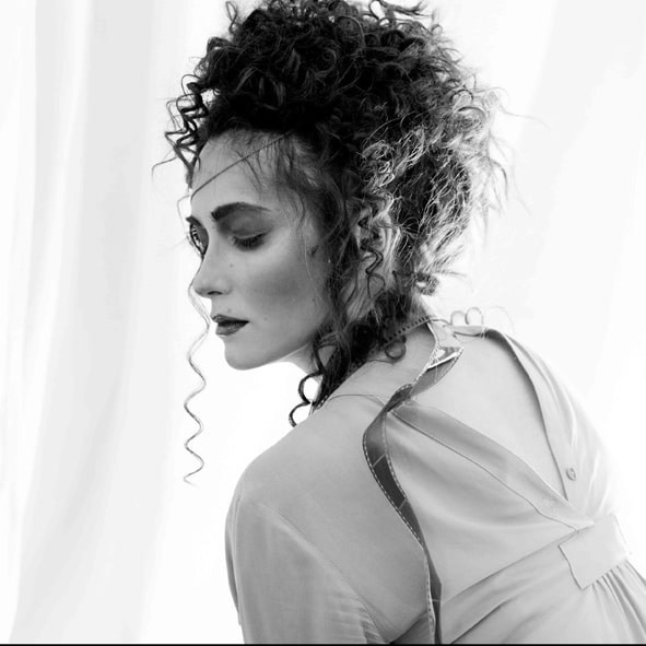 Asya Bobritskaya is a multidisciplinary artist