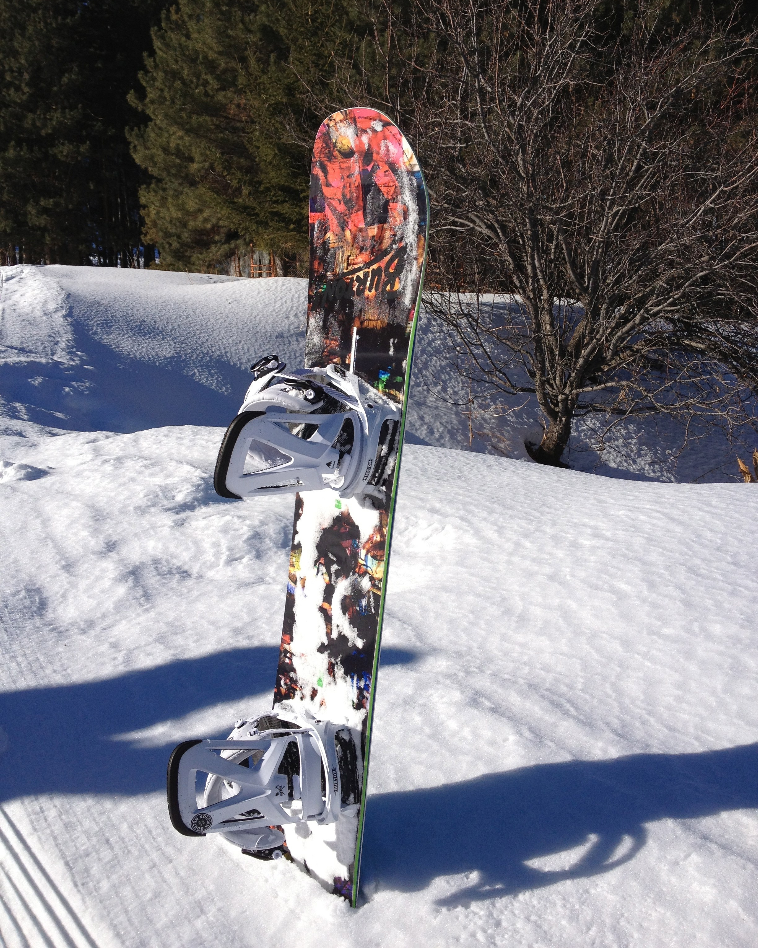 Сноуборд Burton Joystick 56W на снегу