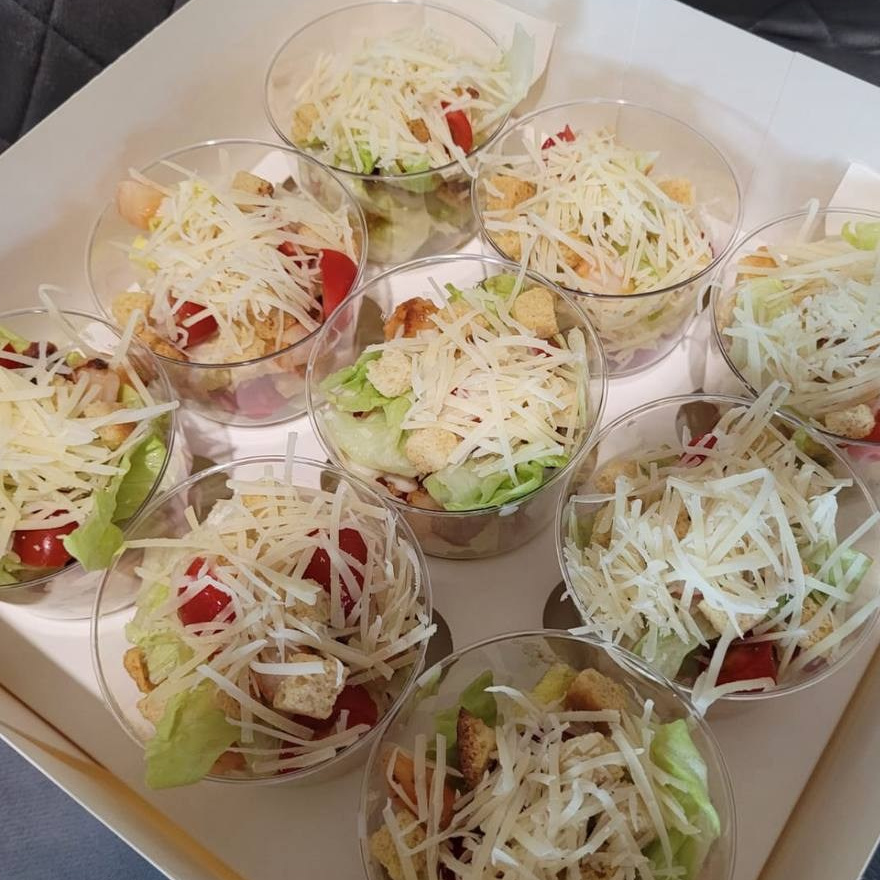 Меню. Кейтеринг, фуршеты, гастробоксы, авторские закуски в Уссурийске