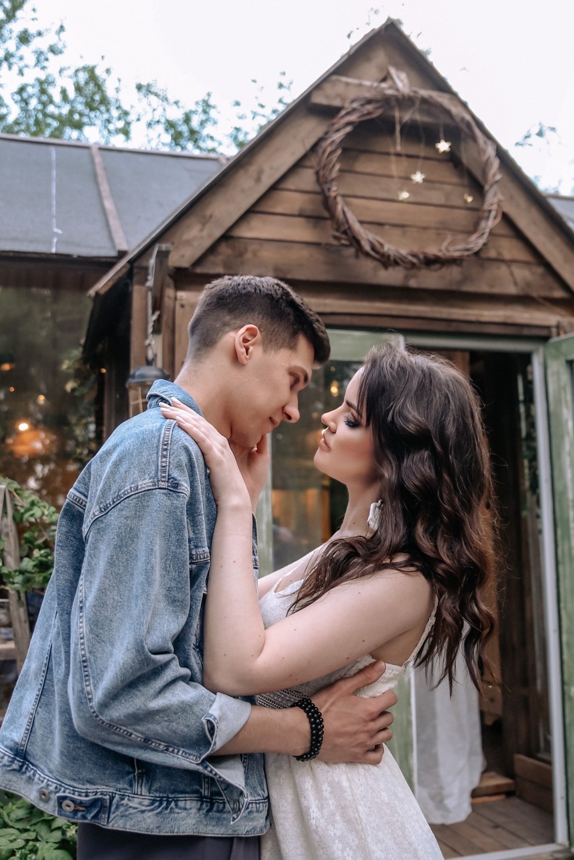 Свадебный фотограф Александра Мяскова