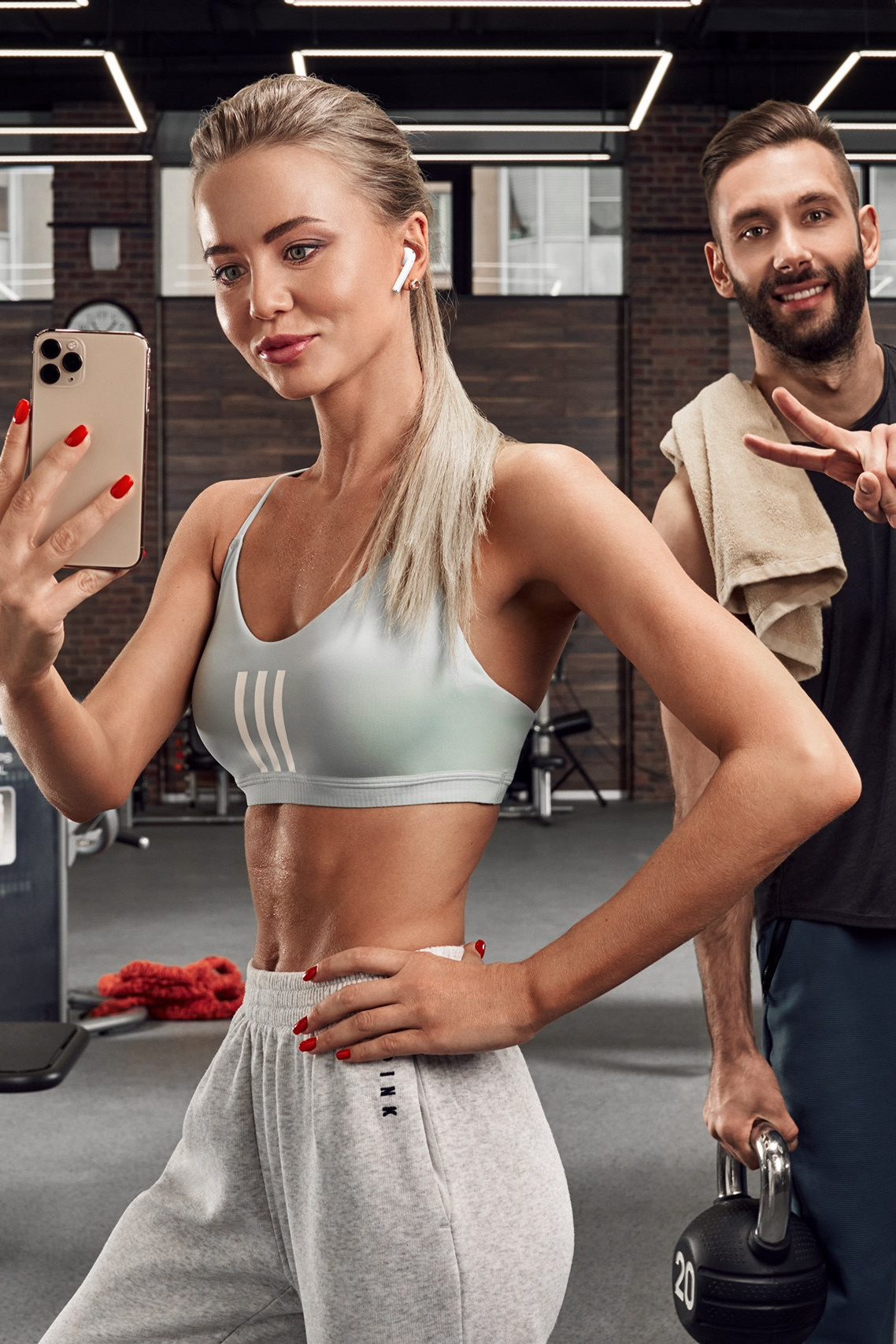 Рекламный и фуд фотограф в Санкт-Петербурге Вадим Константинов