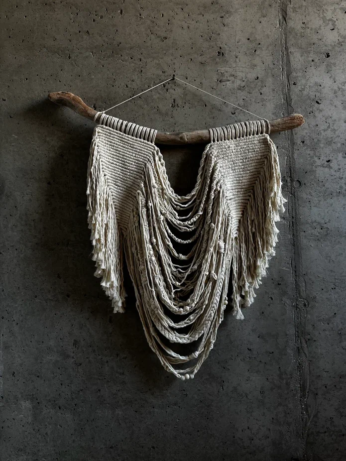 Аренда. Авторское творчество: создание светильников, панно, гобеленов ручной работы