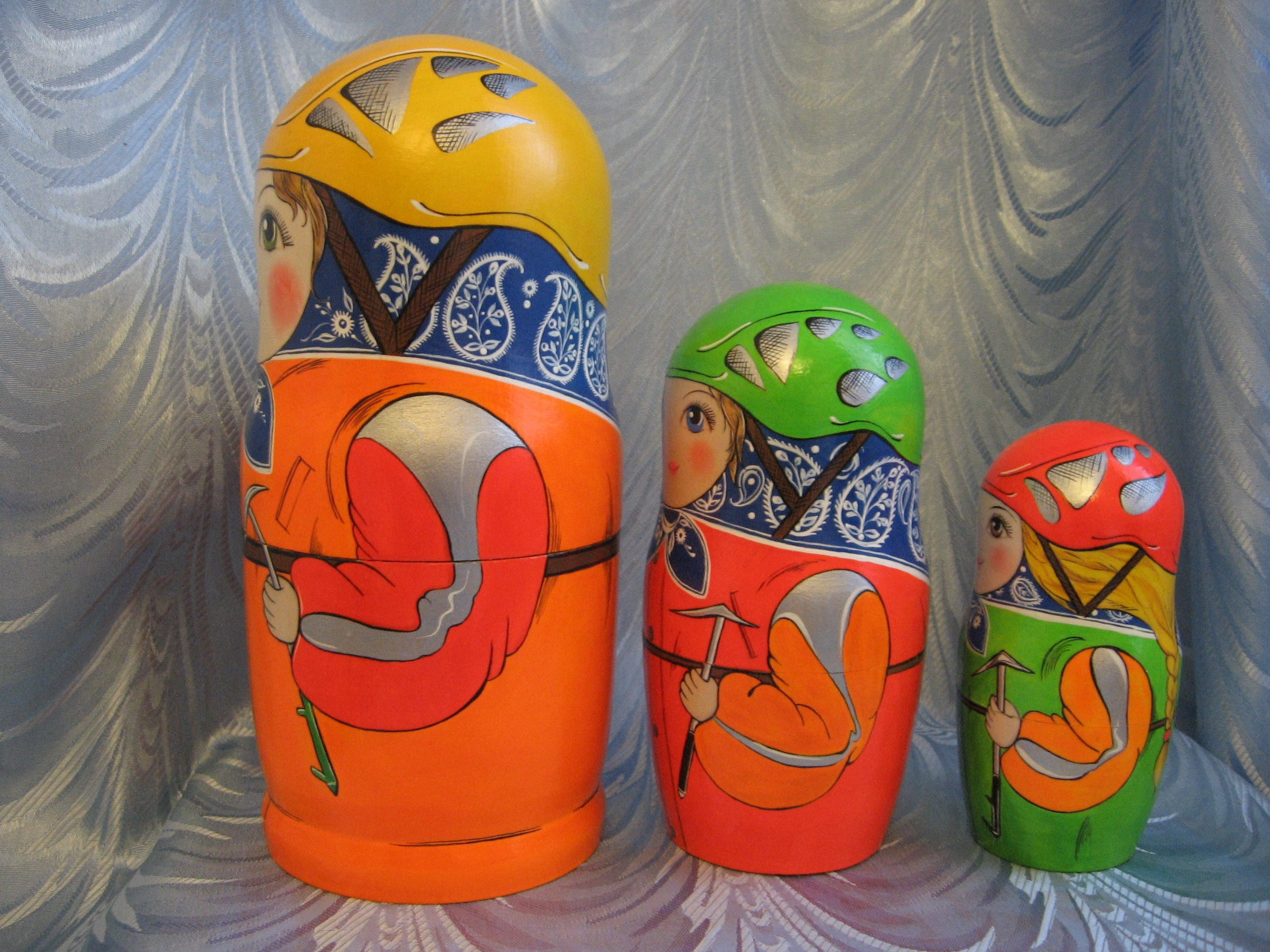 Matryoshka-Climber. “Steel Angel”: women’s climbing award