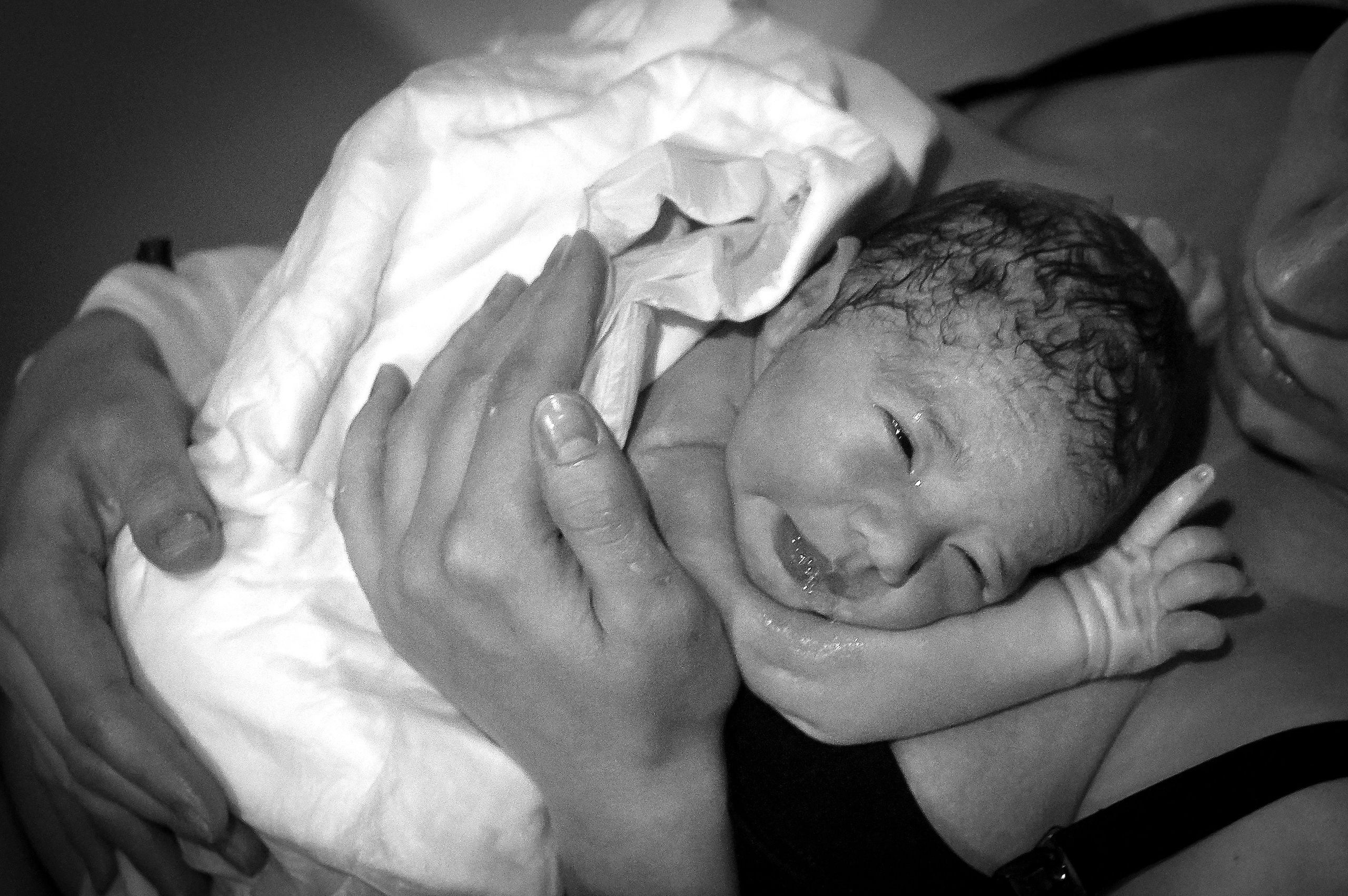 Фотограф и видеограф на роды в Москве. Фотограф на роды Москва. Фотограф новорожденных Москва