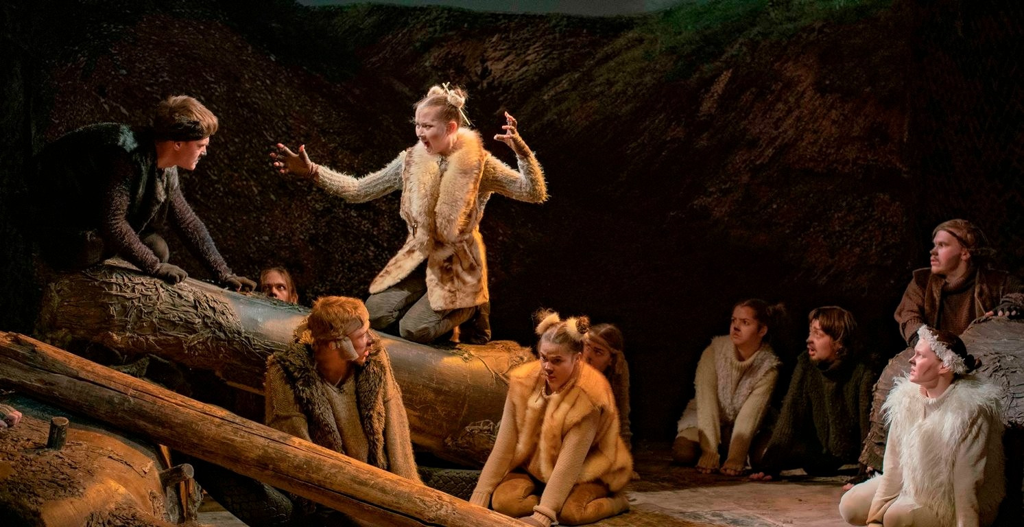 Премьера спектакля «Собаки» в пермском театре «У Моста». Журнал о самом особенном. Пермь и Пермский край