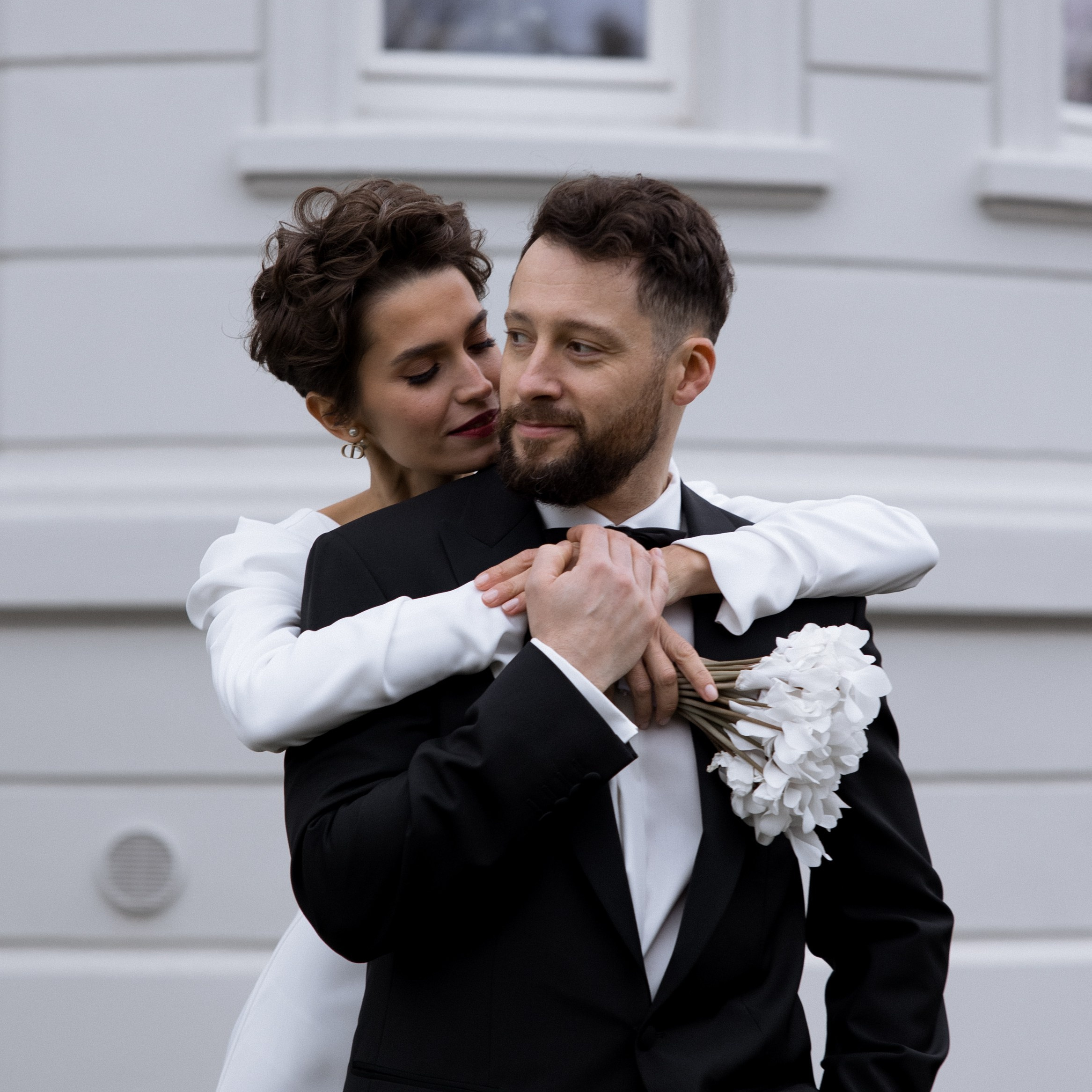 PRICE. Galina and Nikita Bykovets, a wedding photographer and videographer duo in Germany