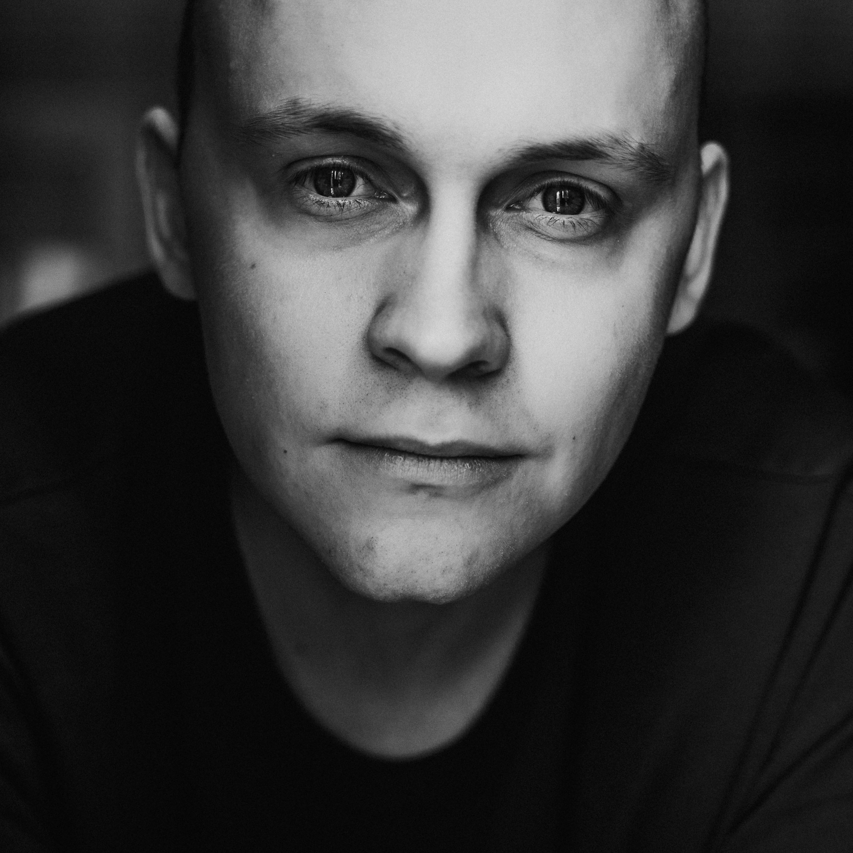 Контакты. Фотограф Антон Рожин Москва