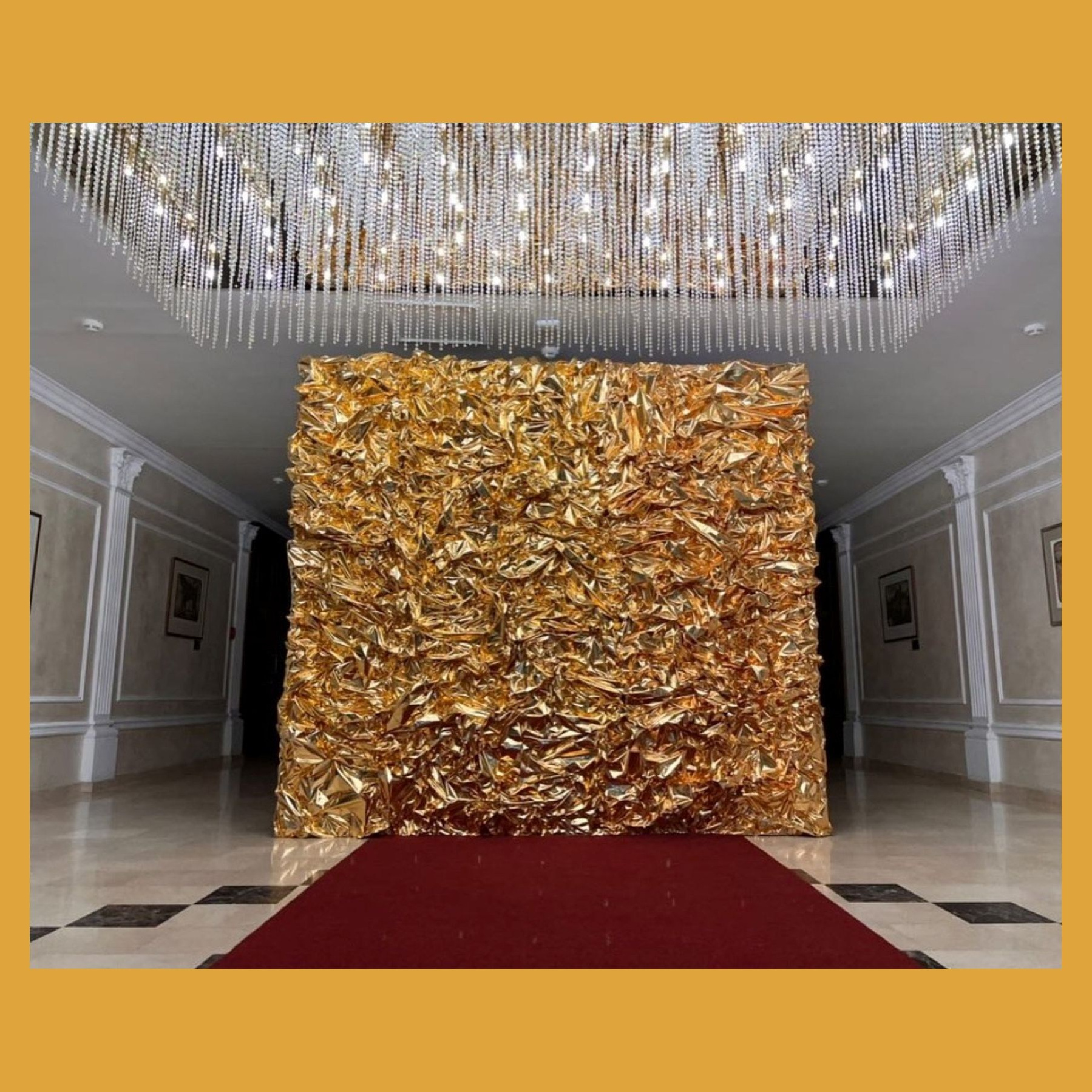 Фотозона из фольги. Студия праздничного декора