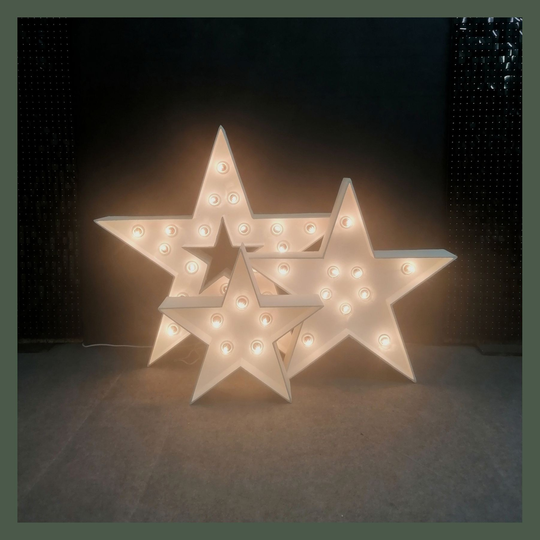 Фотозона новогодняя. Студия праздничного декора