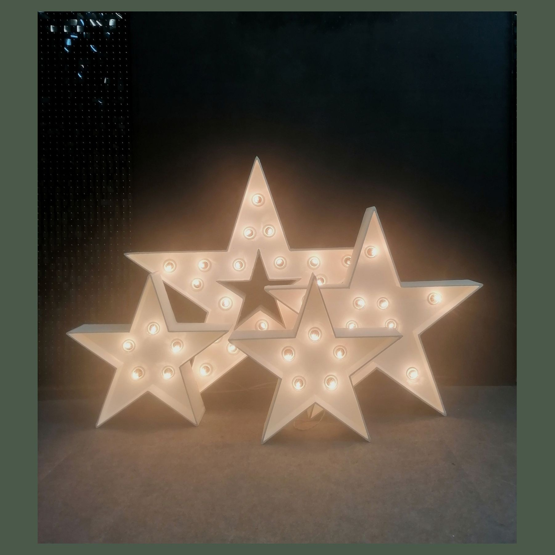 Фотозона новогодняя. Студия праздничного декора