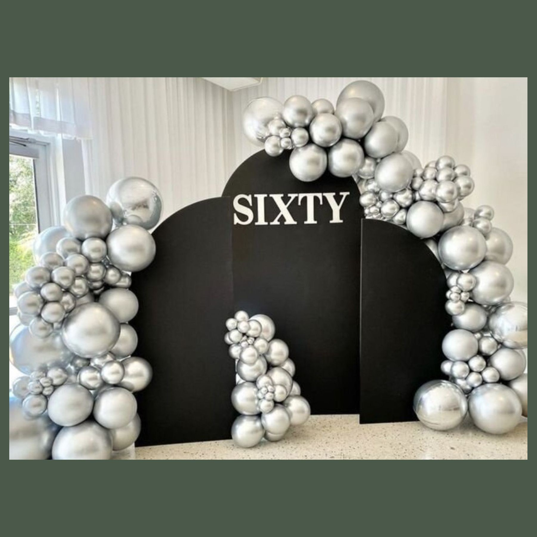 Фотозона из блоков. Студия праздничного декора