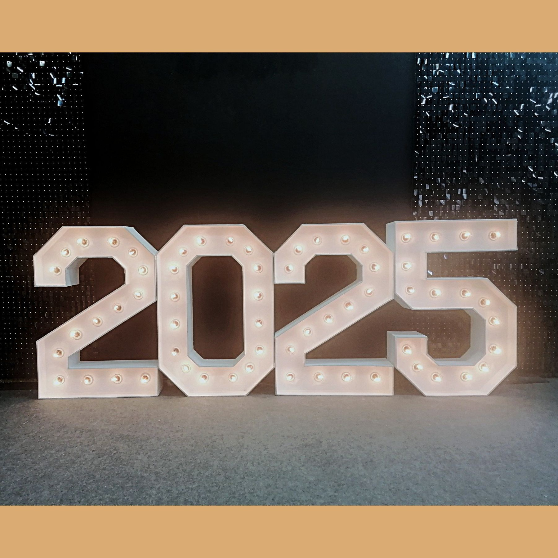 Цифра на день рождения. Студия праздничного декора