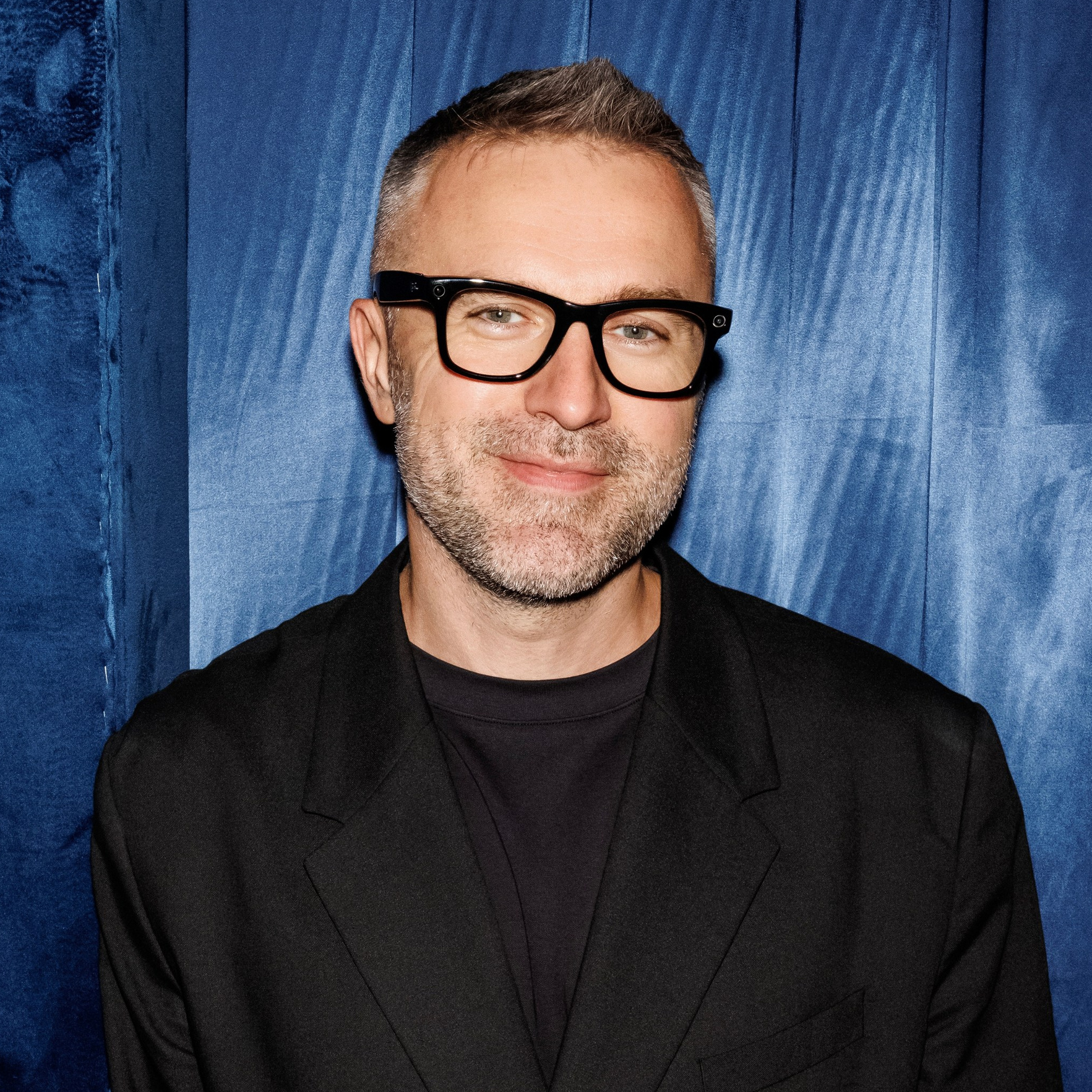 Контакты Видеографа Михаила Левчука. Видеограф Михаил Левчук