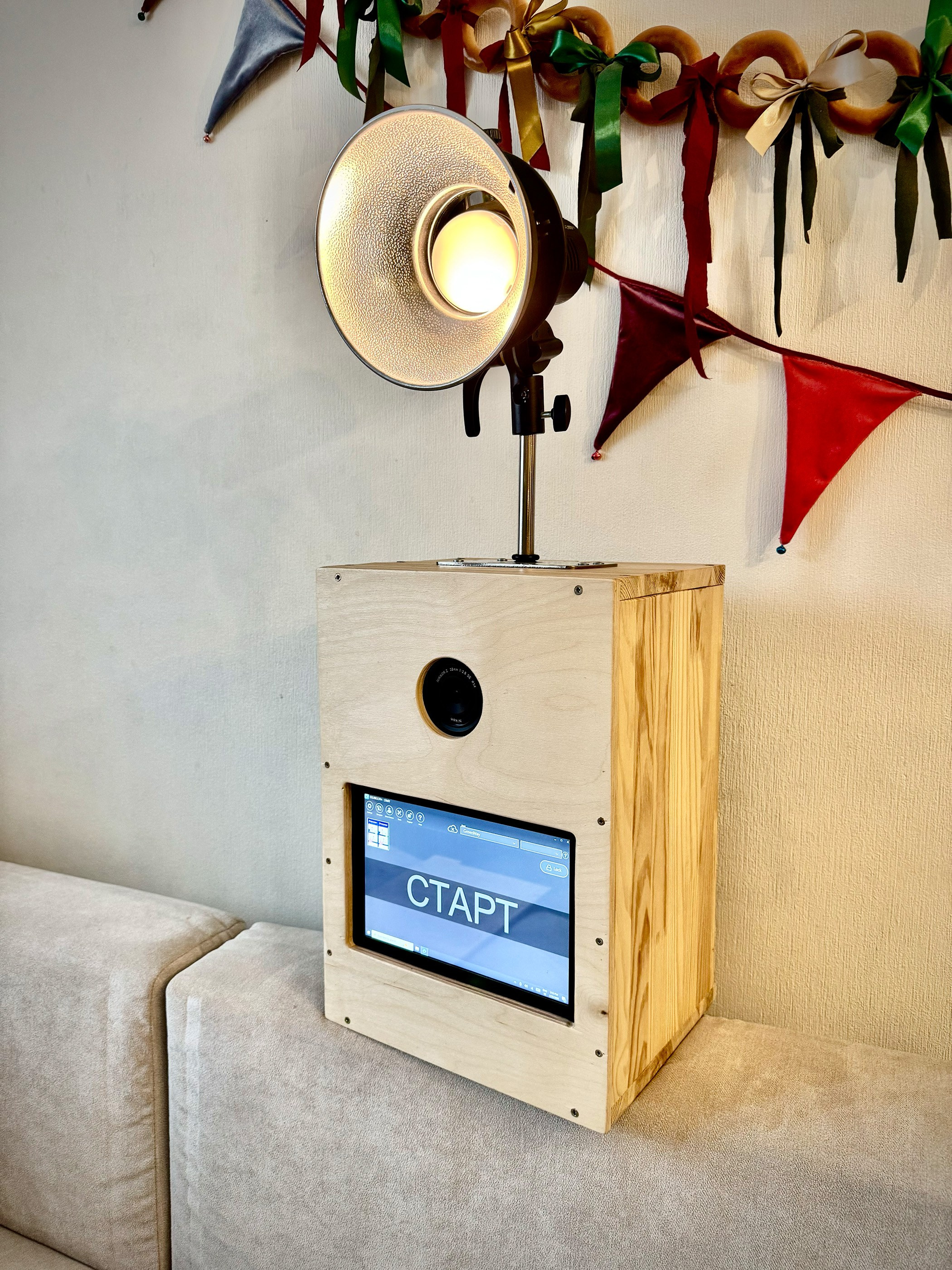 Фотобудки. Репортаж, деловой портрет, мобильная фотостудия с моментальной печатью