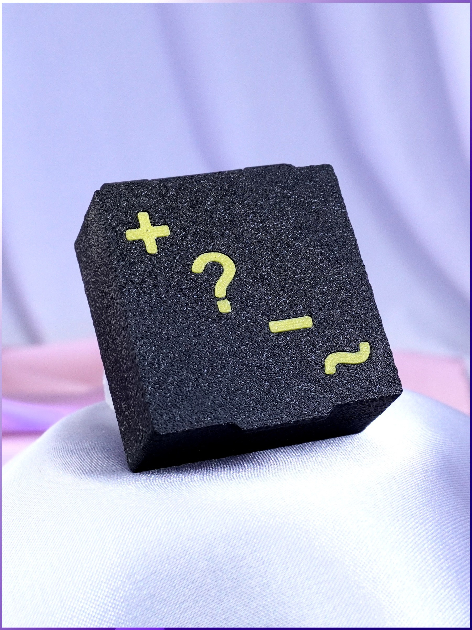 Подарочная упаковка для подвески «Кубик» от Joker-Studio