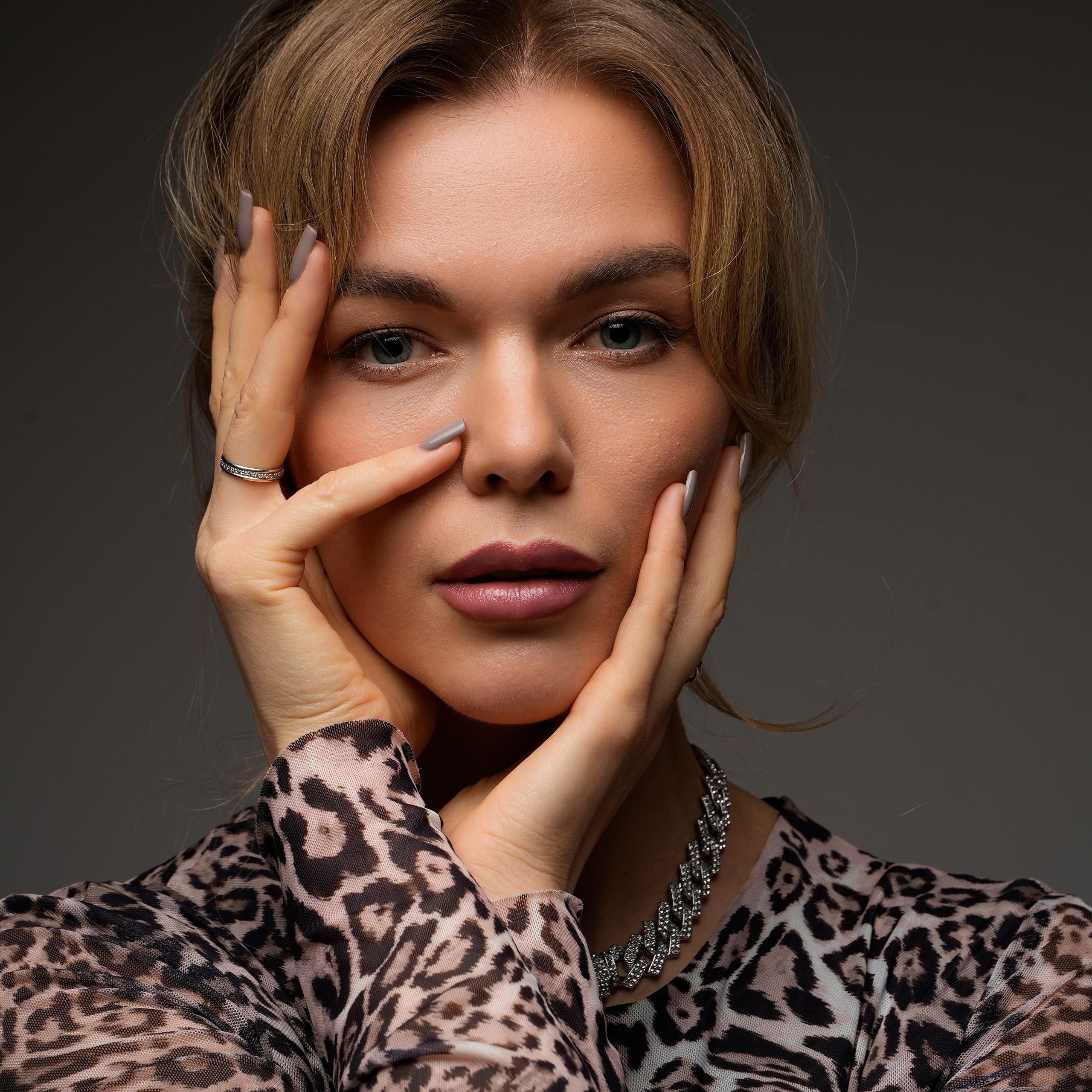 ЖЕНСКИЙ ПОРТРЕТ. Фотограф в Сочи Лара Salut