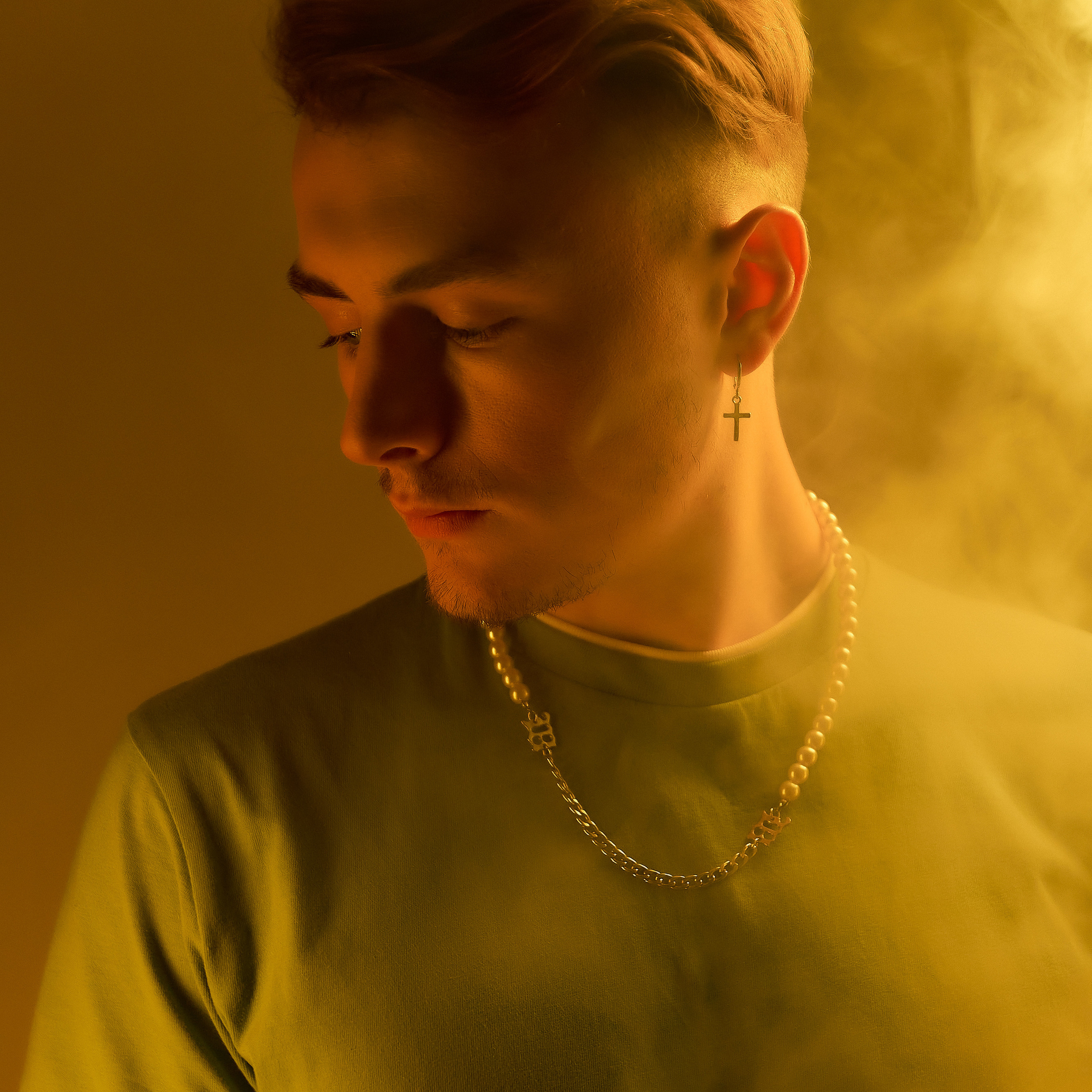 Портретная фотография, портретный фотограф, креативный фотограф, креатив, цветной свет, фешн.