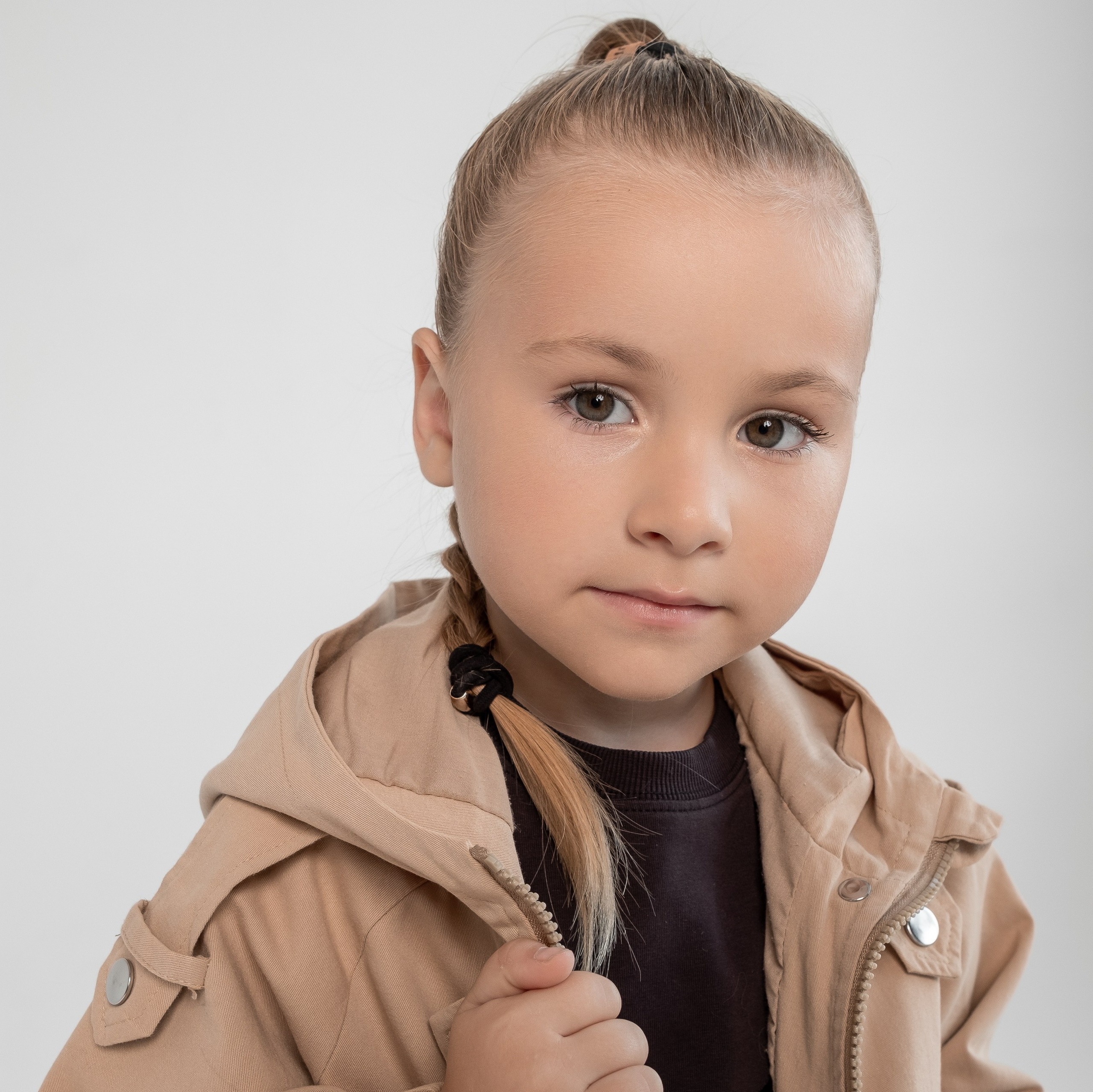 Расписание и стоимость. Модельная школа Aiva Model