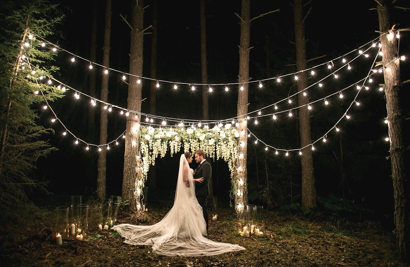 Свадебная фотозона. Студия праздничного декора