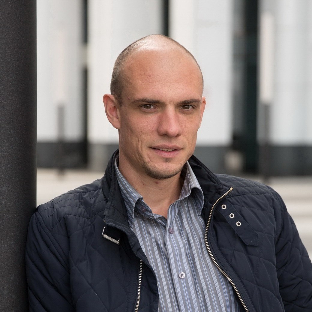 Контакты. Фотограф в Москве Петр Смагин. Фотографирую людей, события и предметы