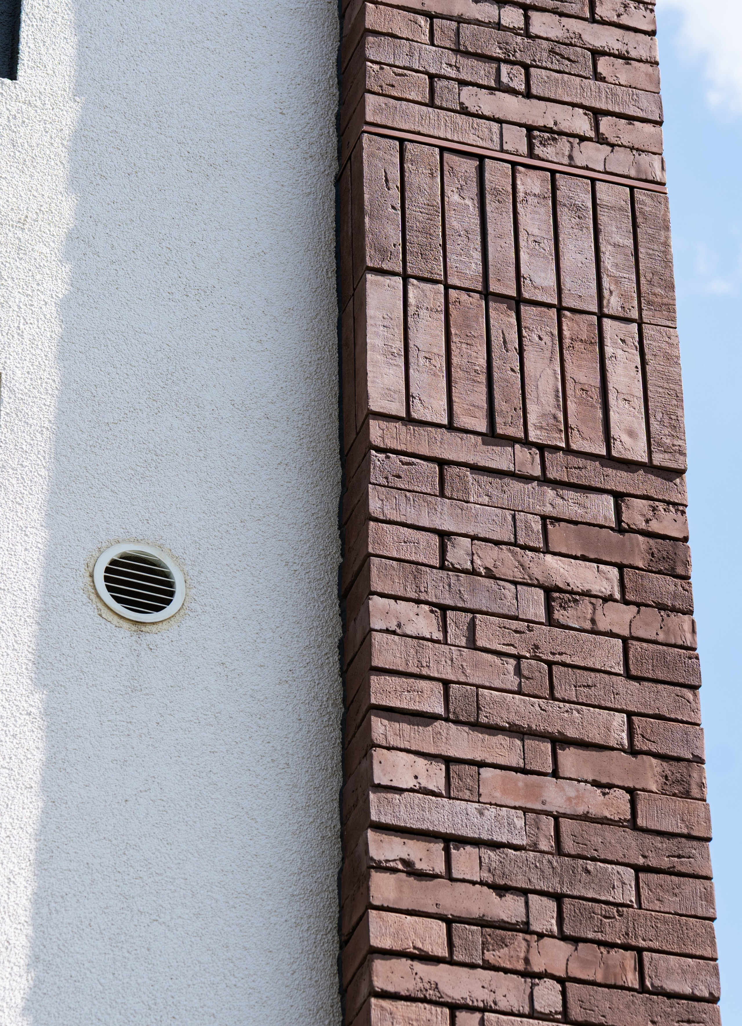 Индивидуальные фасадные решения