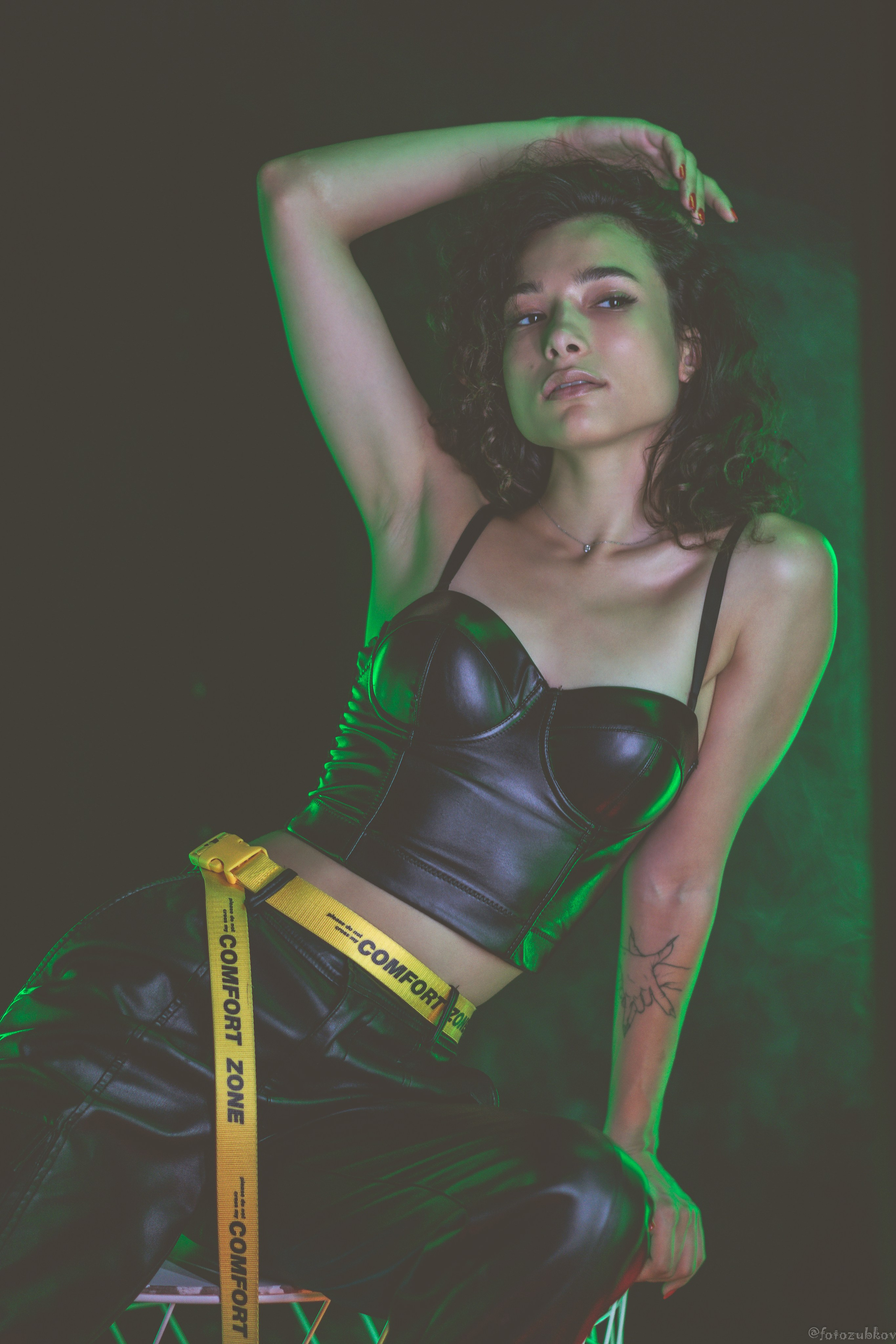 Нежный портрет девушки и мужчины