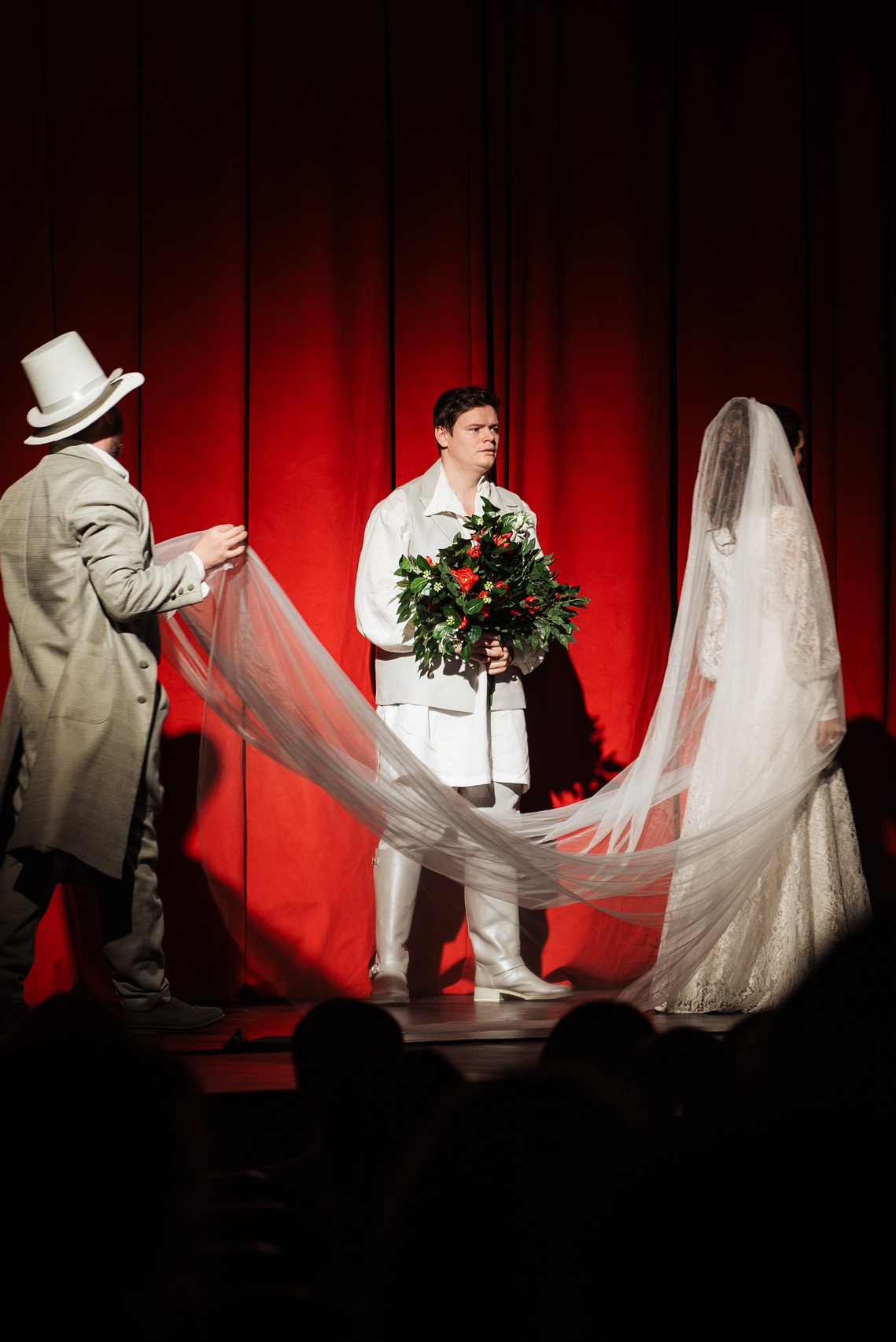 Фотограф Великий Новгород Артем Чернецкий