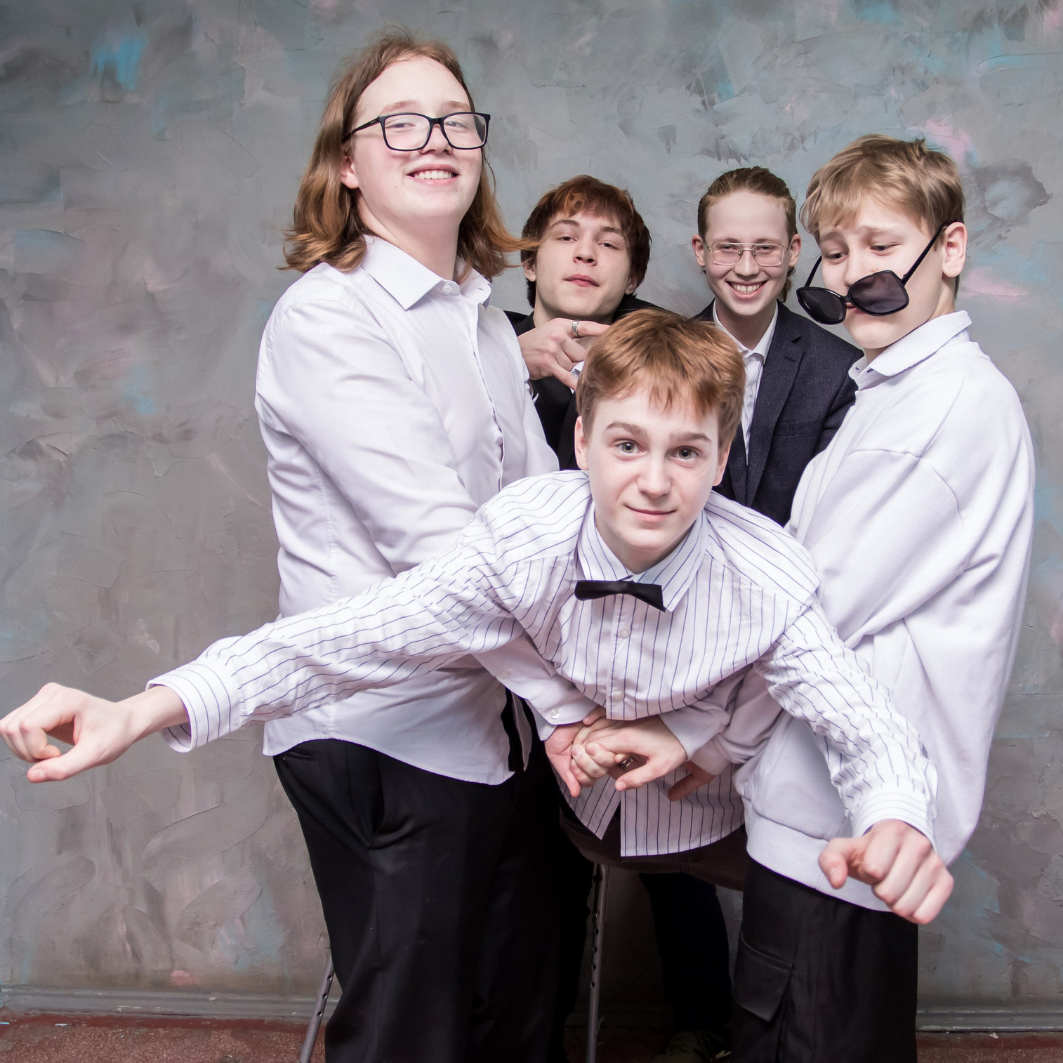 Выпускные фотоальбомы. Фотограф в Екатеринбурге Переверзева Анна