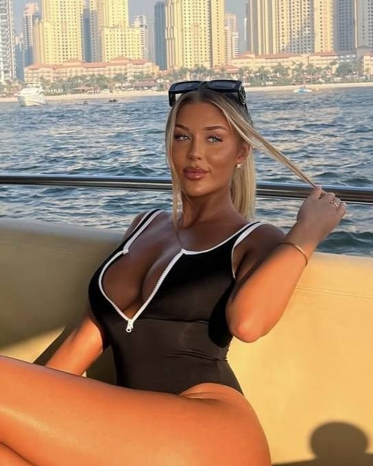 Модели девушки Москва Paul Production. Съемки для маркетплейсов в Москве Paul Production