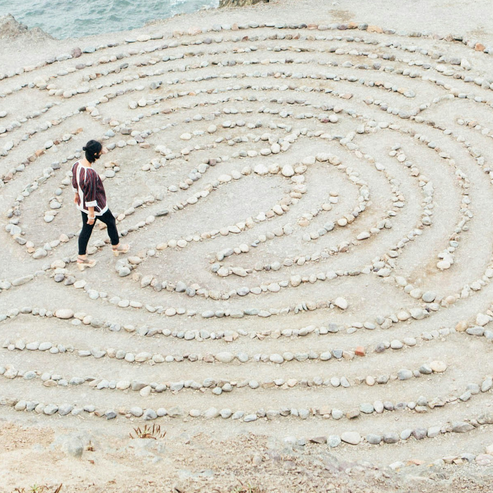 Аромакасание. Творчество, исцеление, эстетика и щепотка волшебства