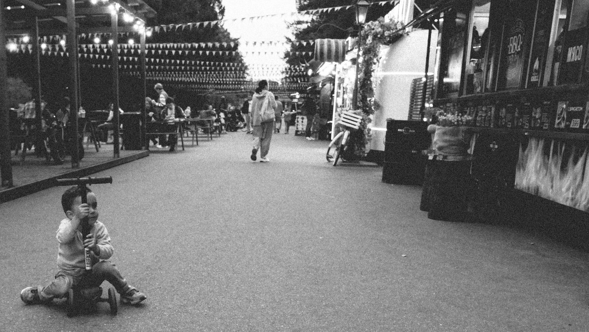 JUST PASSING BY. AI — artist | Documentary Photographer St. Petersburg, Milan