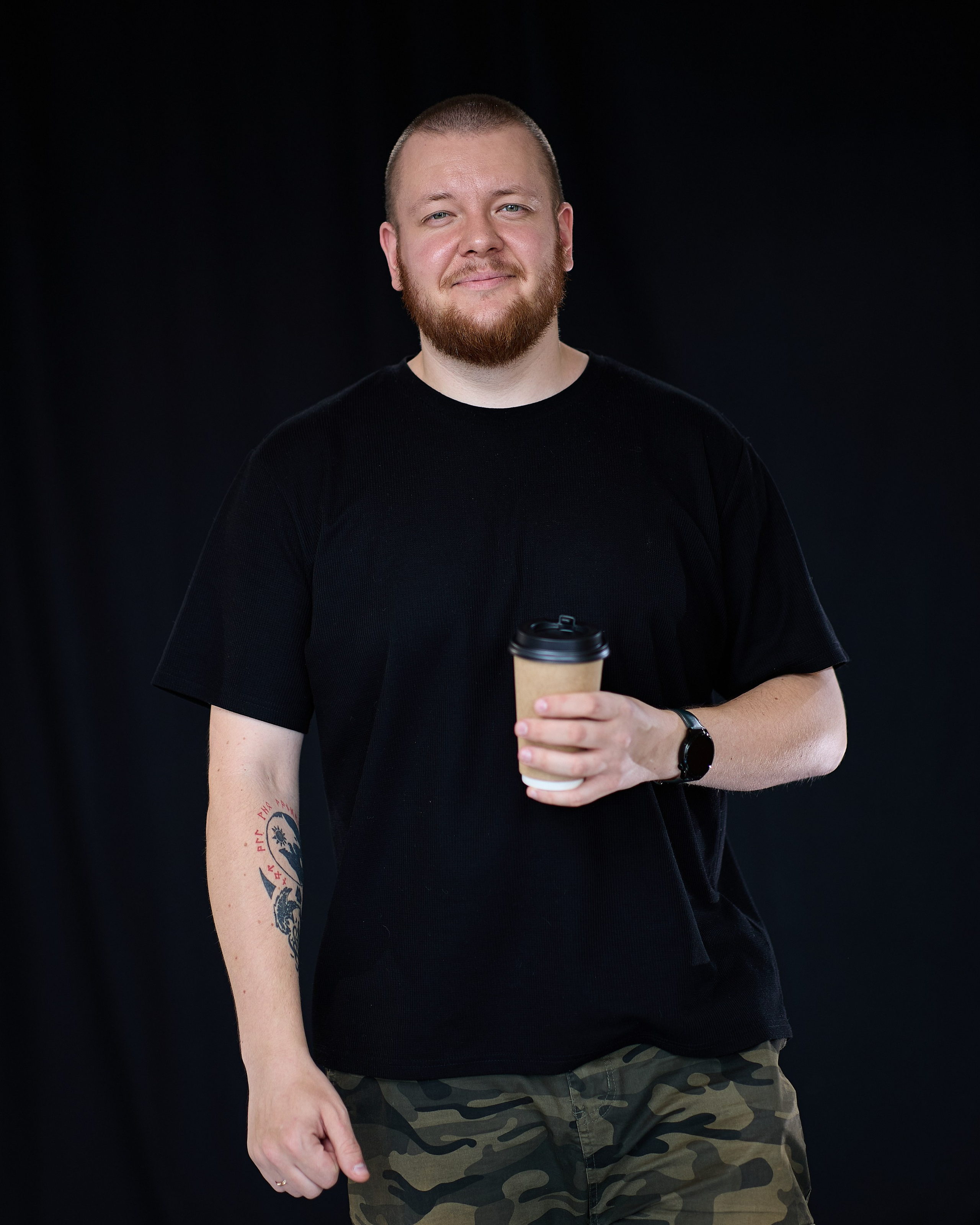 Контакты. Фотограф Игорь Михайлов