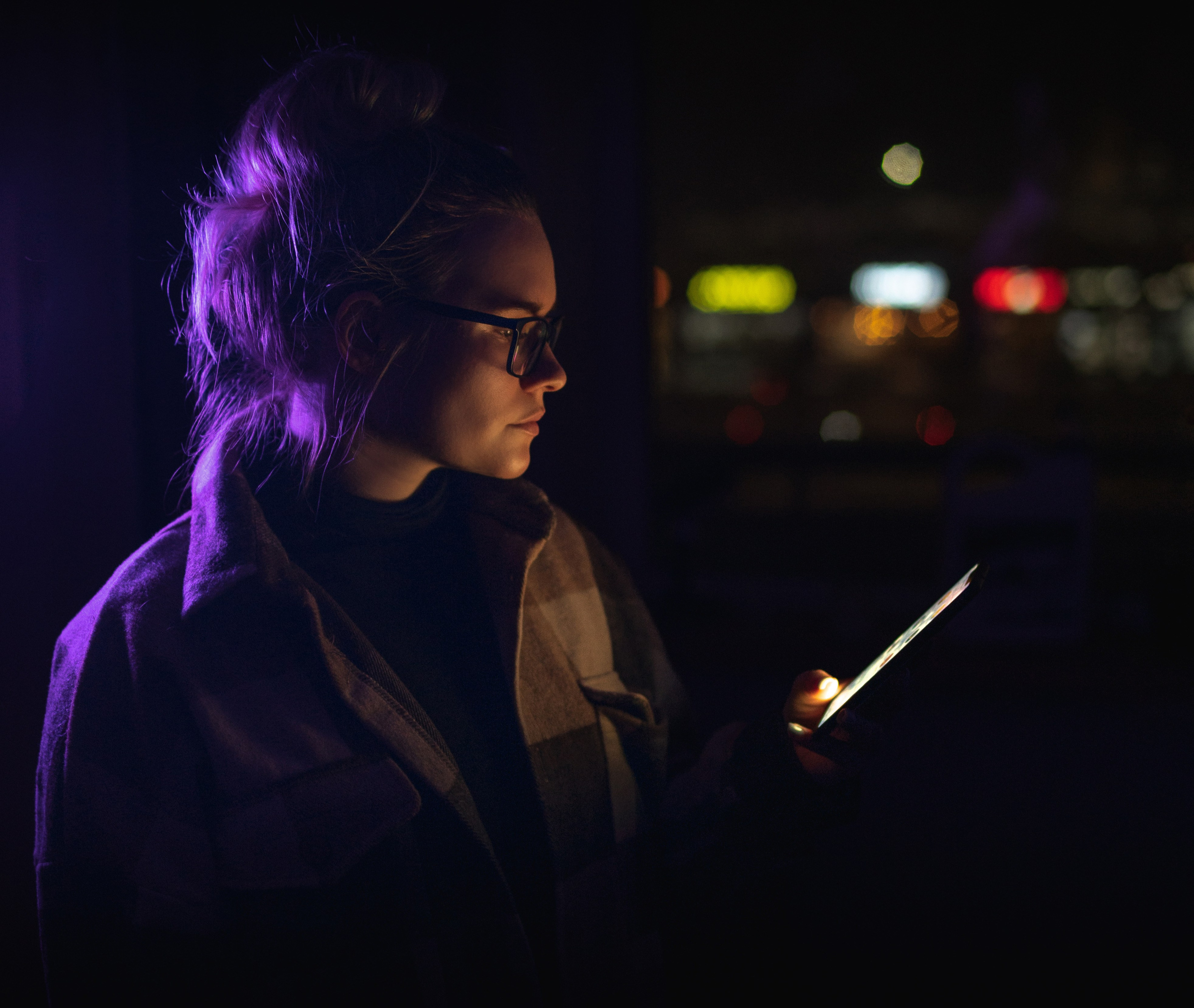 Oleg Kozachok — Photographer with Protanopia | Portraits, Texture & Light