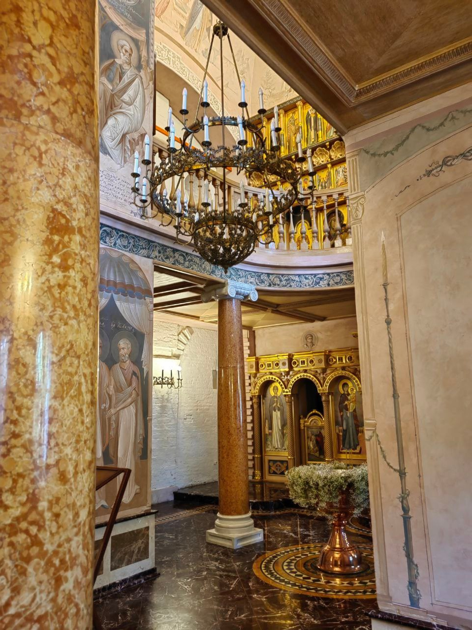 Храм Антипы Пергамского в Москве. Фотограф и искусствовед в Туле и Санкт-Петербурге Нелли Некрасова