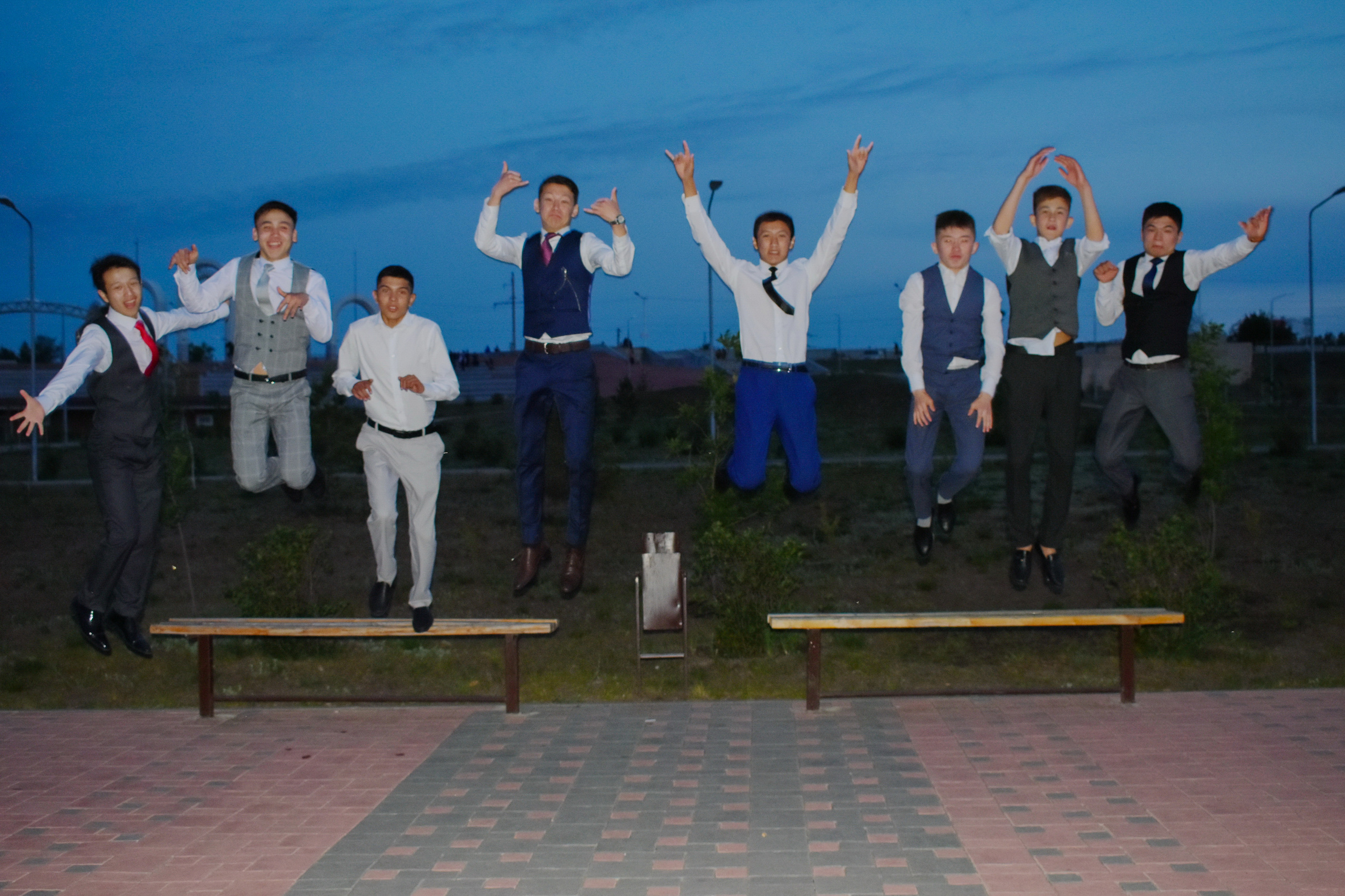 Фотограф на выпускной в школе. Детский и школьный фотограф в Костанае Рабига Сейткенова