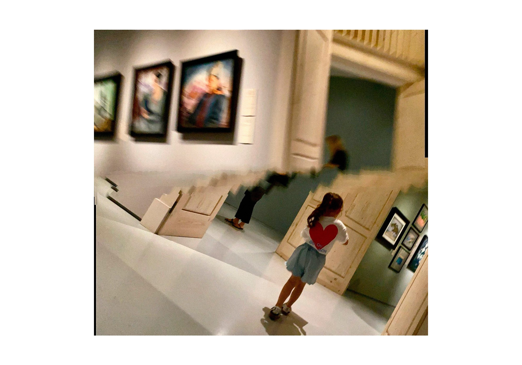 Museum. Mobile photo