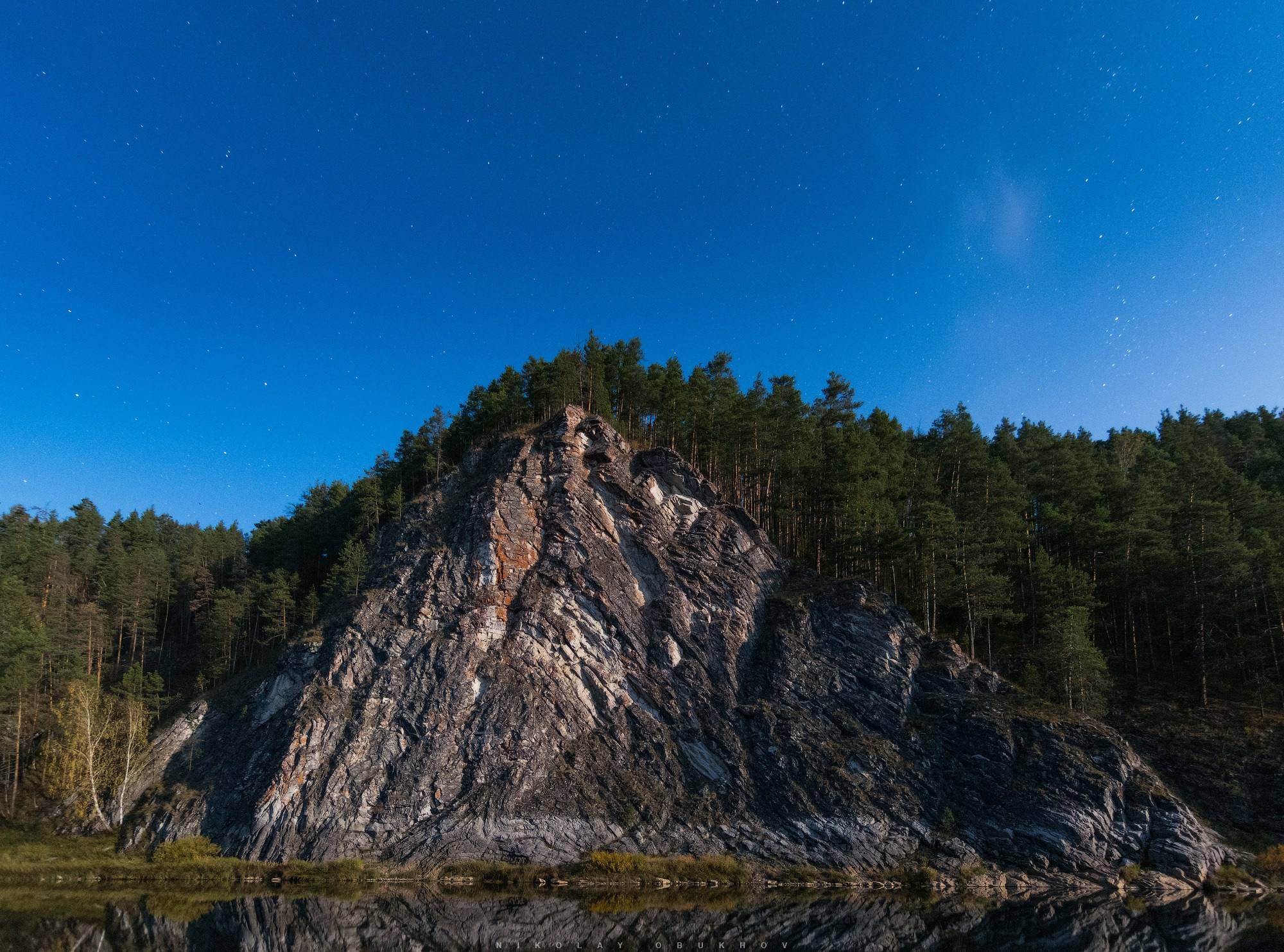 Пример съемки ночного пейзажа в полнолуние. Автор: Николай Обухов.