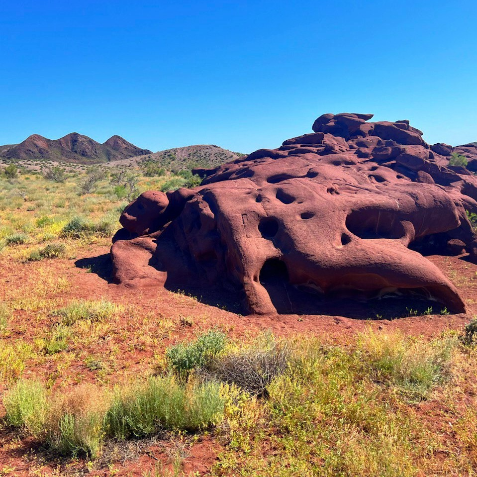 Горы Актау в национальном парке Алтын Эмель, Алматы, Казахстан. Где находится, как доехать, фото и видео весной и осенью