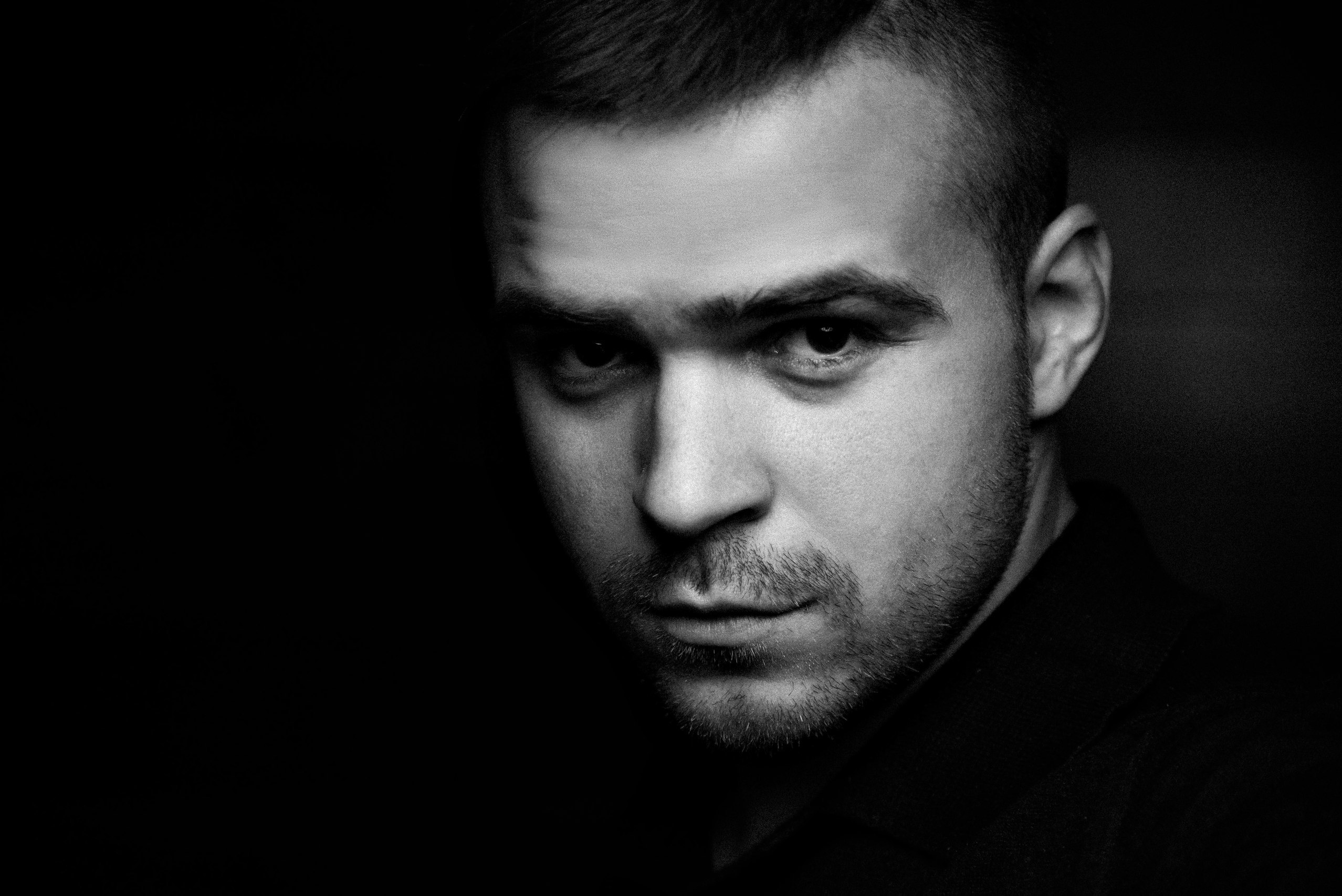 Контакты. Репортажный фотограф Александр Задорин, Минск, Беларусь